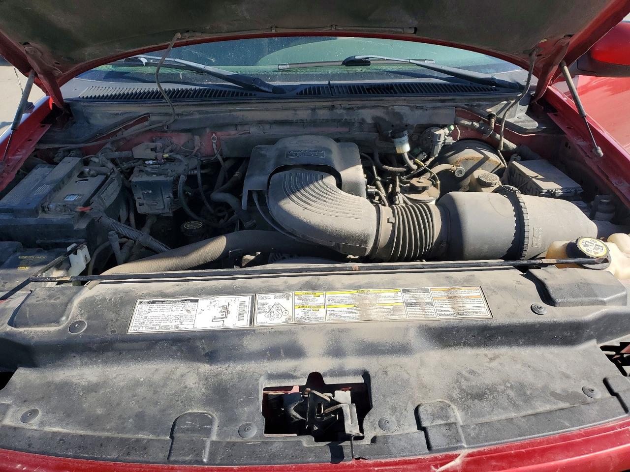2001 Ford F150 Red vin: 1FTRX18W31NA88984