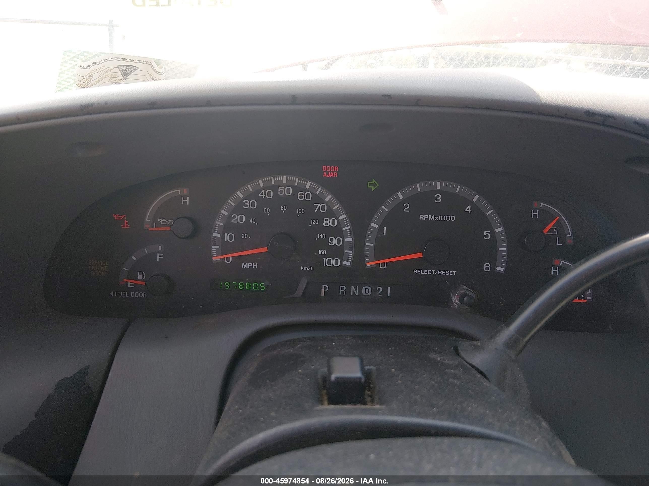 1999 Ford F-150 Lariat/work Series/xl/xlt Red vin: 1FTRX18W4XNB75396