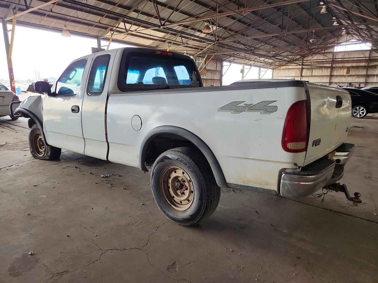 2002 Ford F150 White vin: 1FTRX18W52NB73164