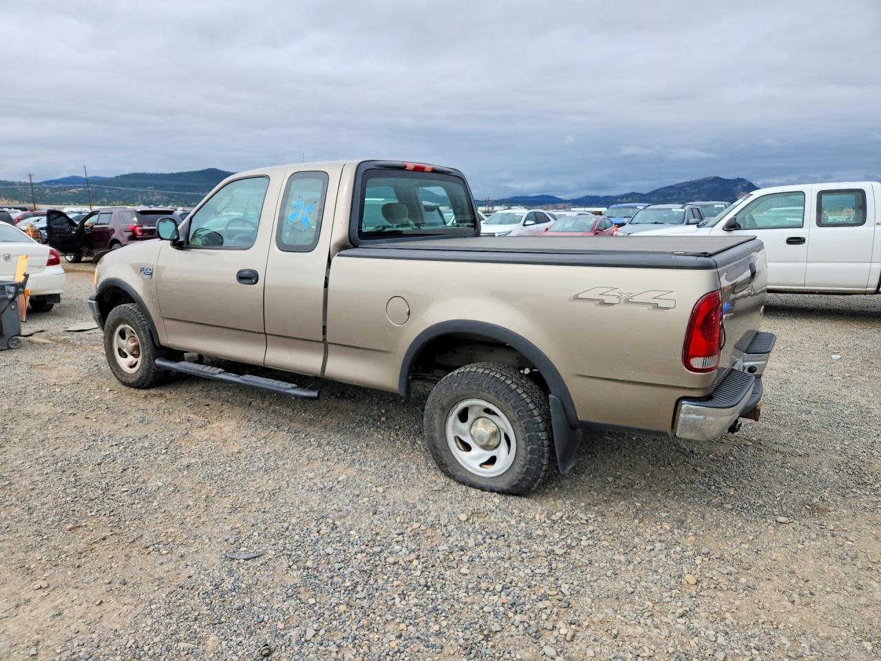 2003 Ford F150 Tan vin: 1FTRX18W63NB86832