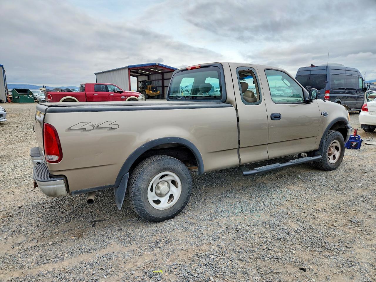 2003 Ford F150 Tan vin: 1FTRX18W63NB86832