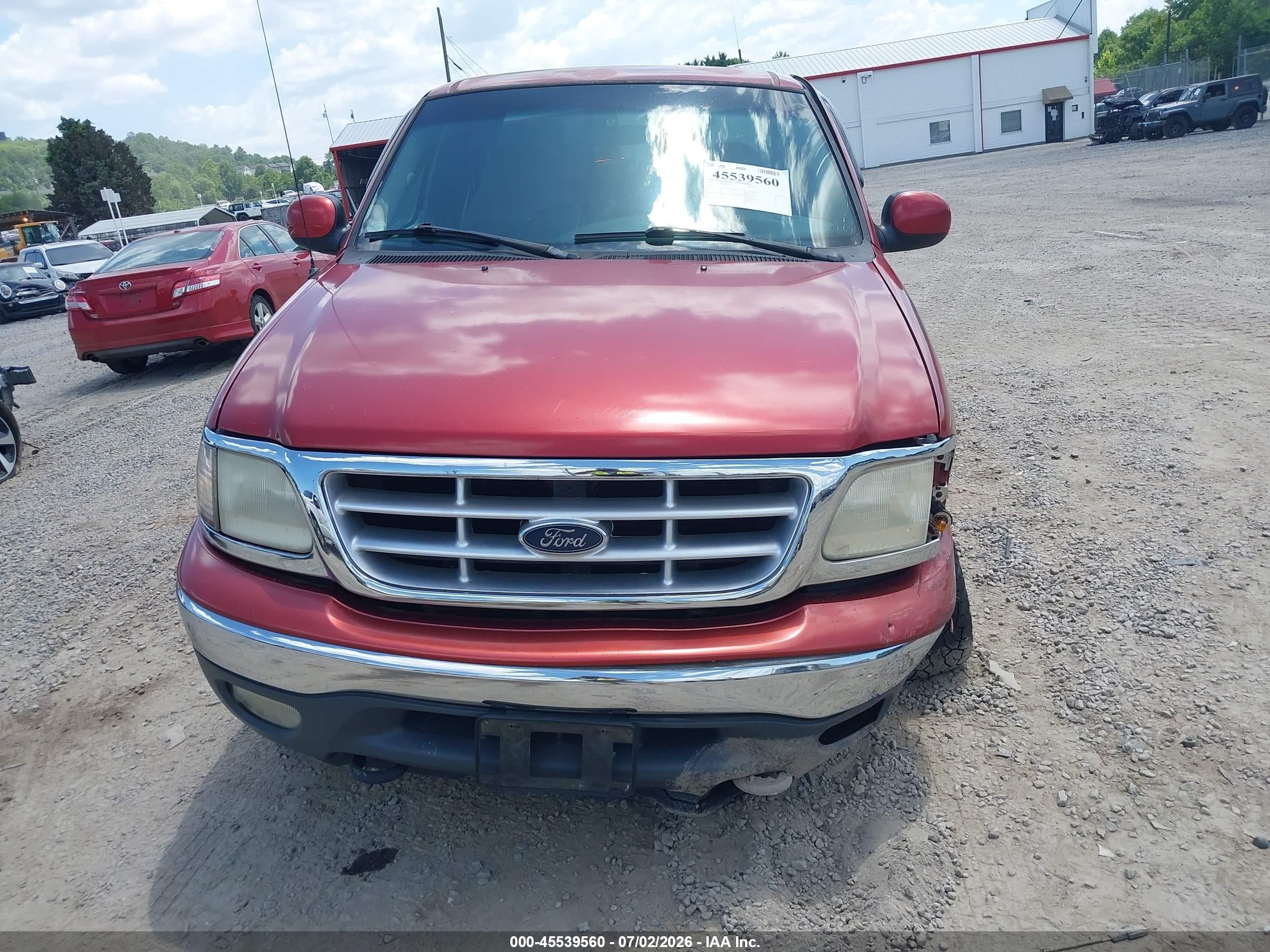 2000 Ford F150   Red vin: 1FTRX18W7YNA47056