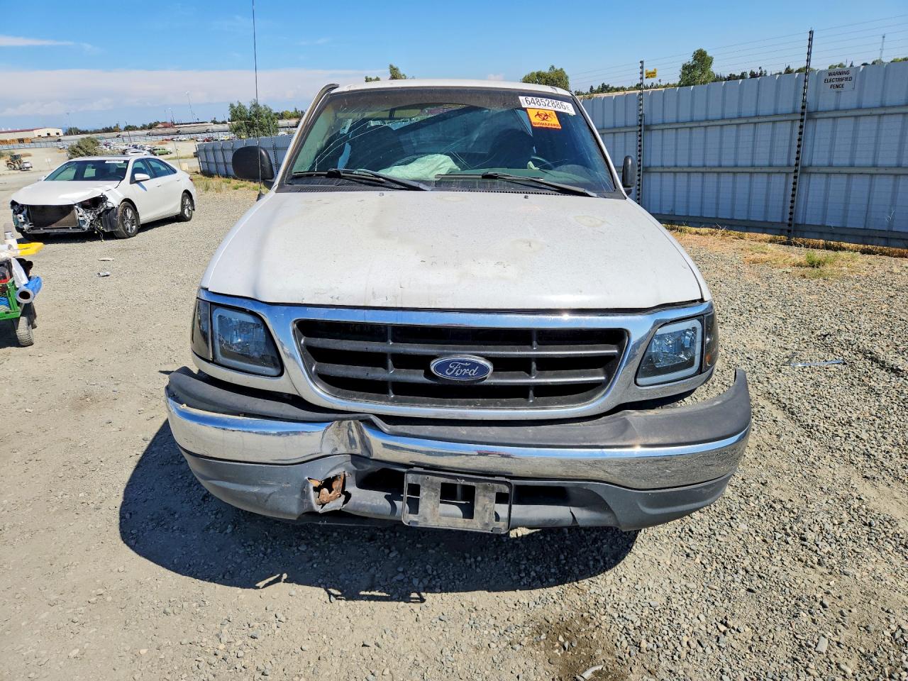2001 Ford F150 Белый vin: 1FTRX18W91NB28064