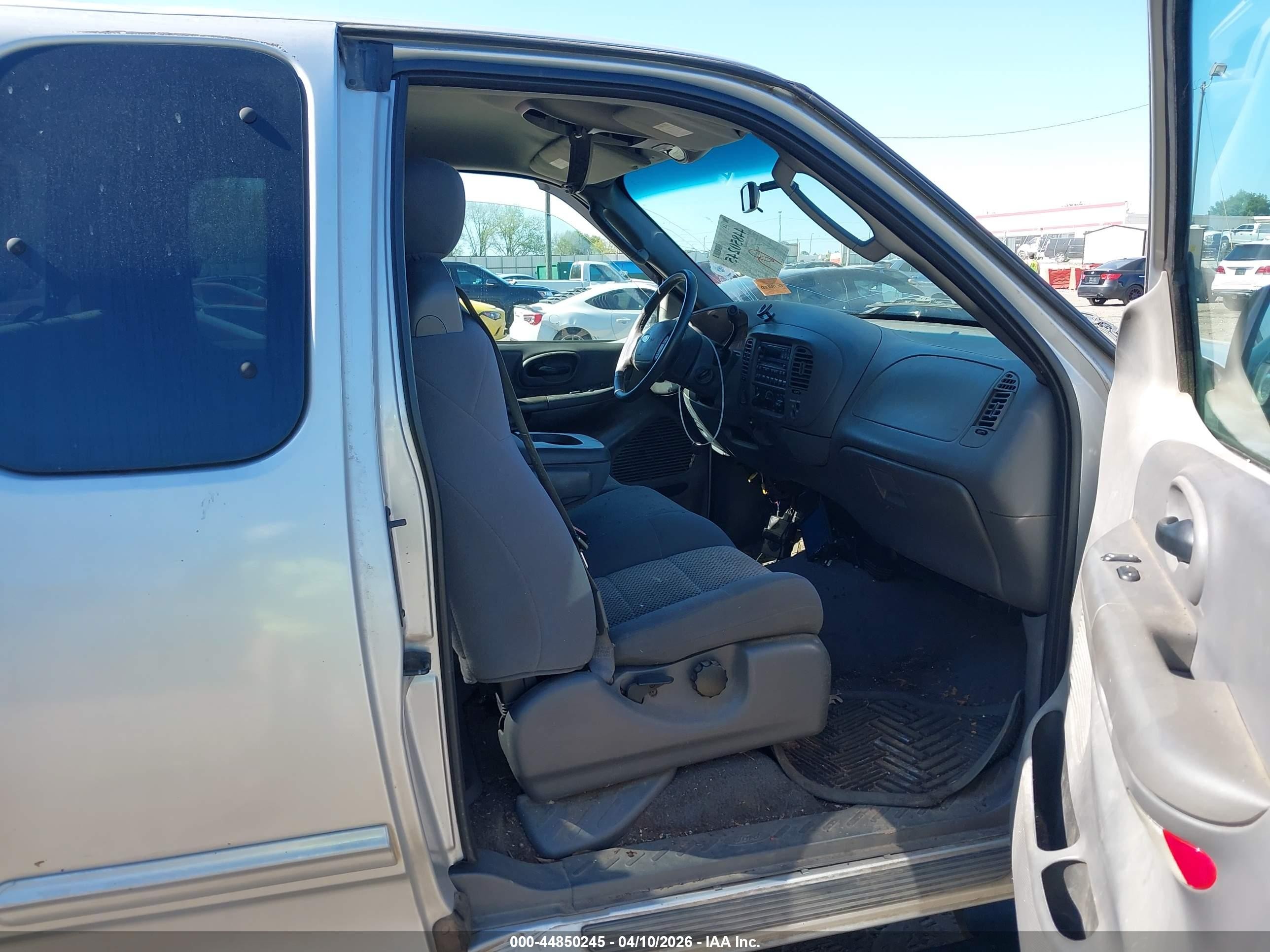 2003 Ford F-150 Lariat/xl/xlt Silver vin: 1FTRX18W93NA32261