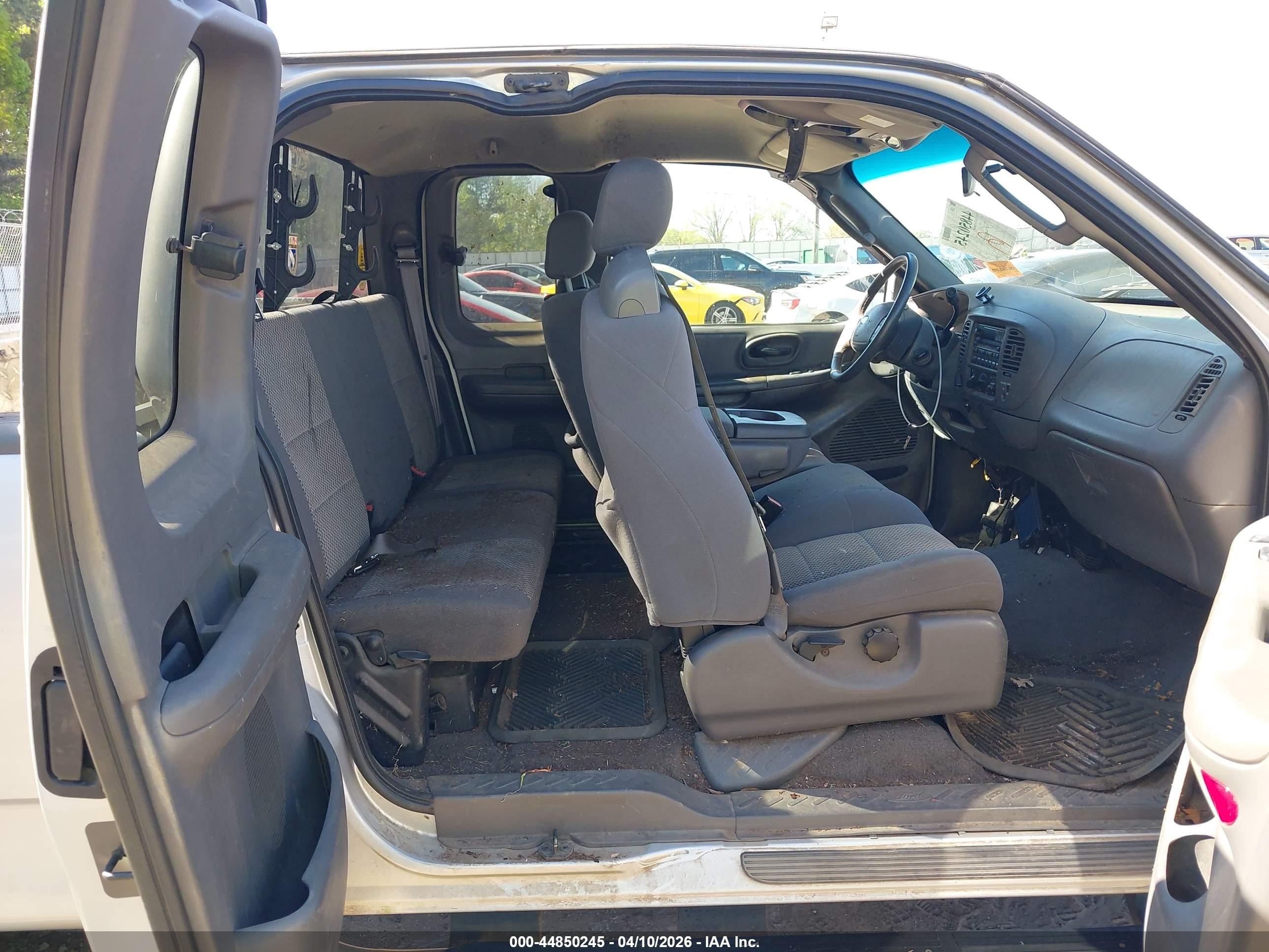 2003 Ford F-150 Lariat/xl/xlt Silver vin: 1FTRX18W93NA32261