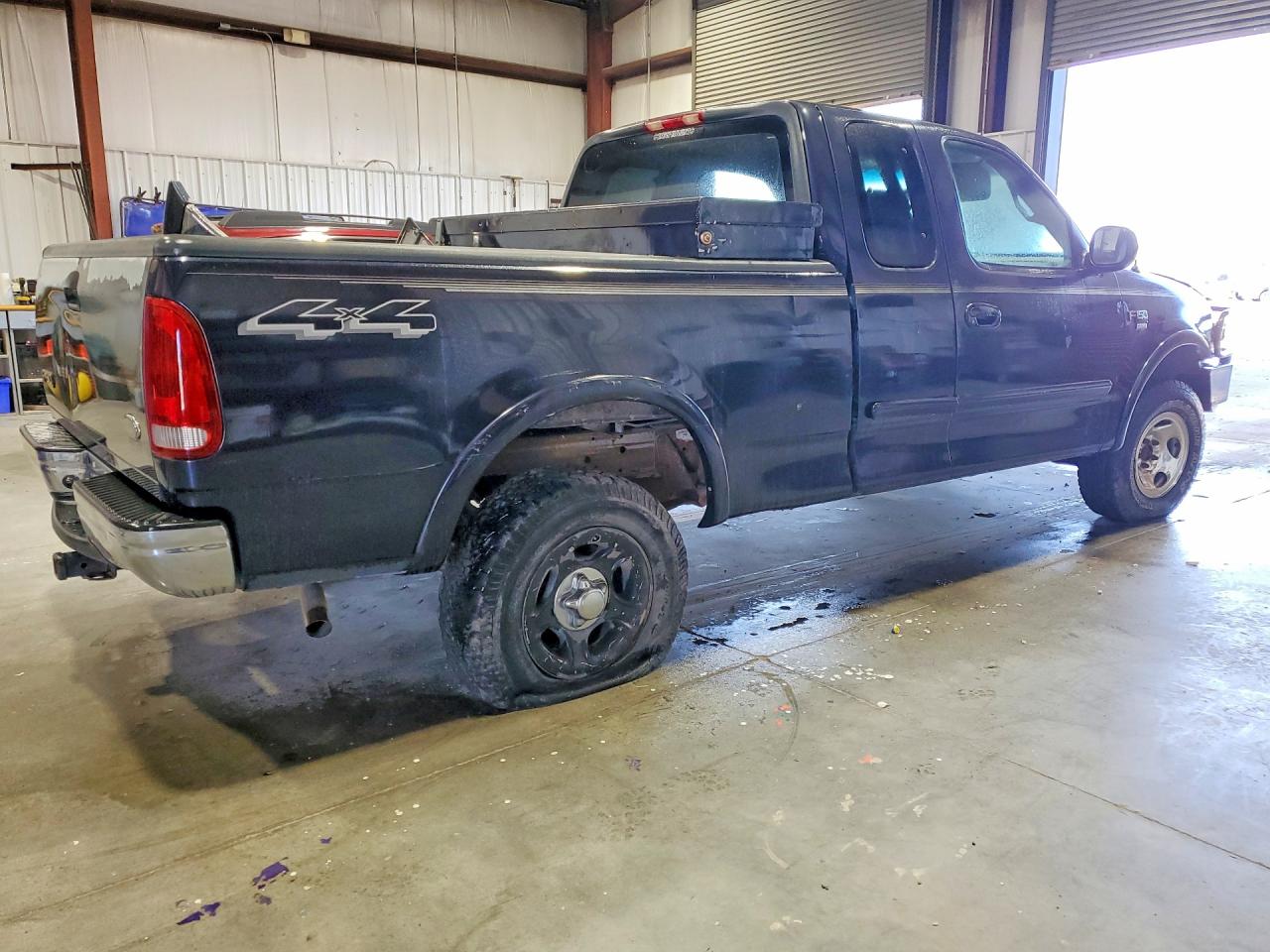 2000 Ford F150 Blue vin: 1FTRX18W9YNB92972