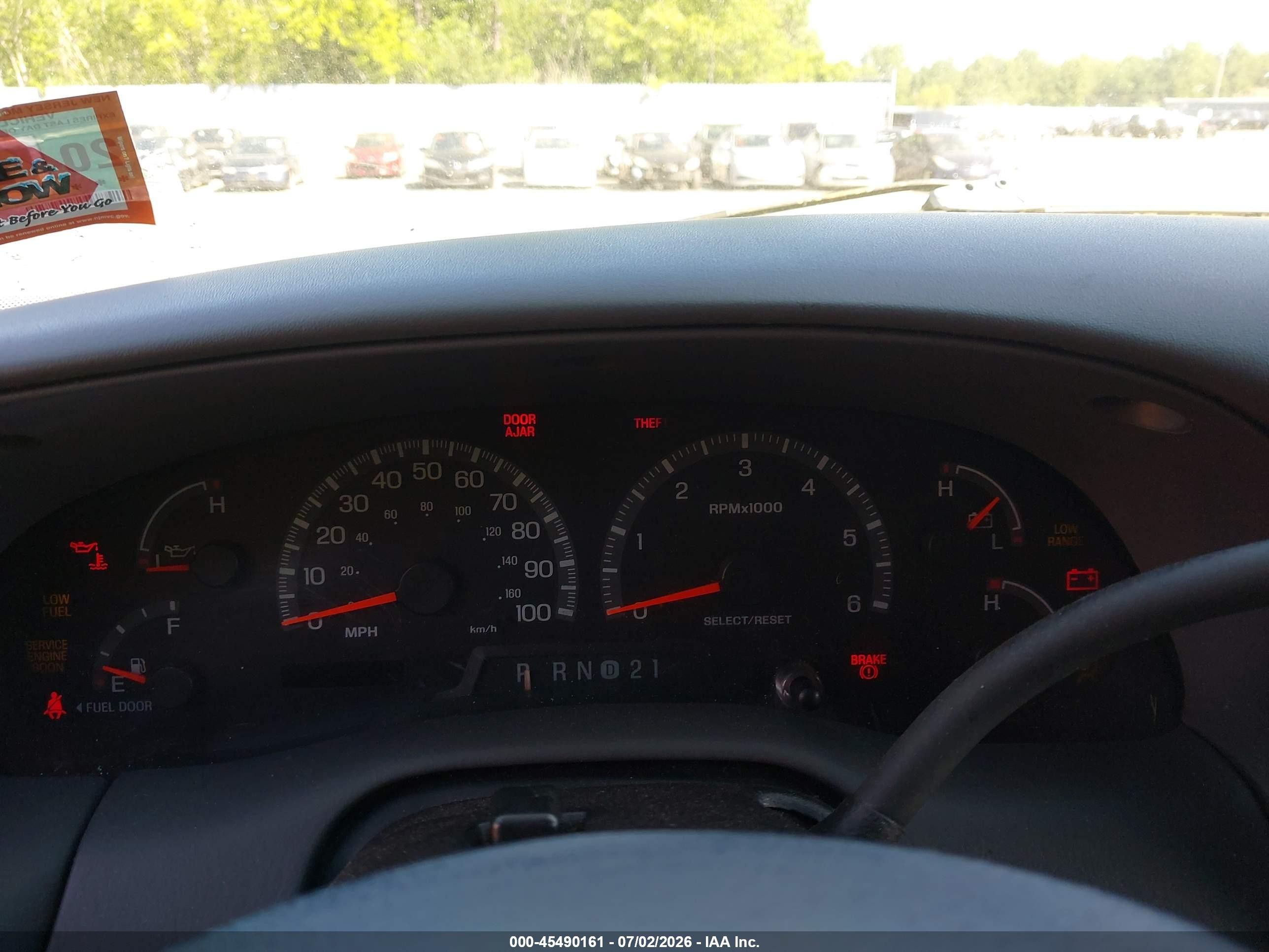 2000 Ford F-150 Lariat/work Series/xl/xlt Белый vin: 1FTRX18W9YNB96195