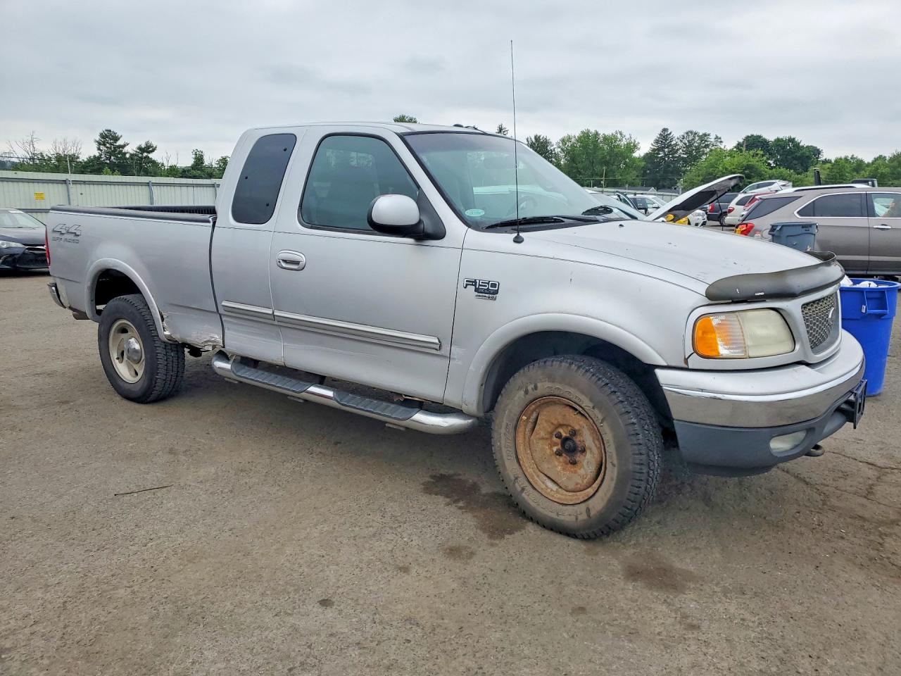 2000 Ford F150 Silver vin: 1FTRX18WXYNC28359