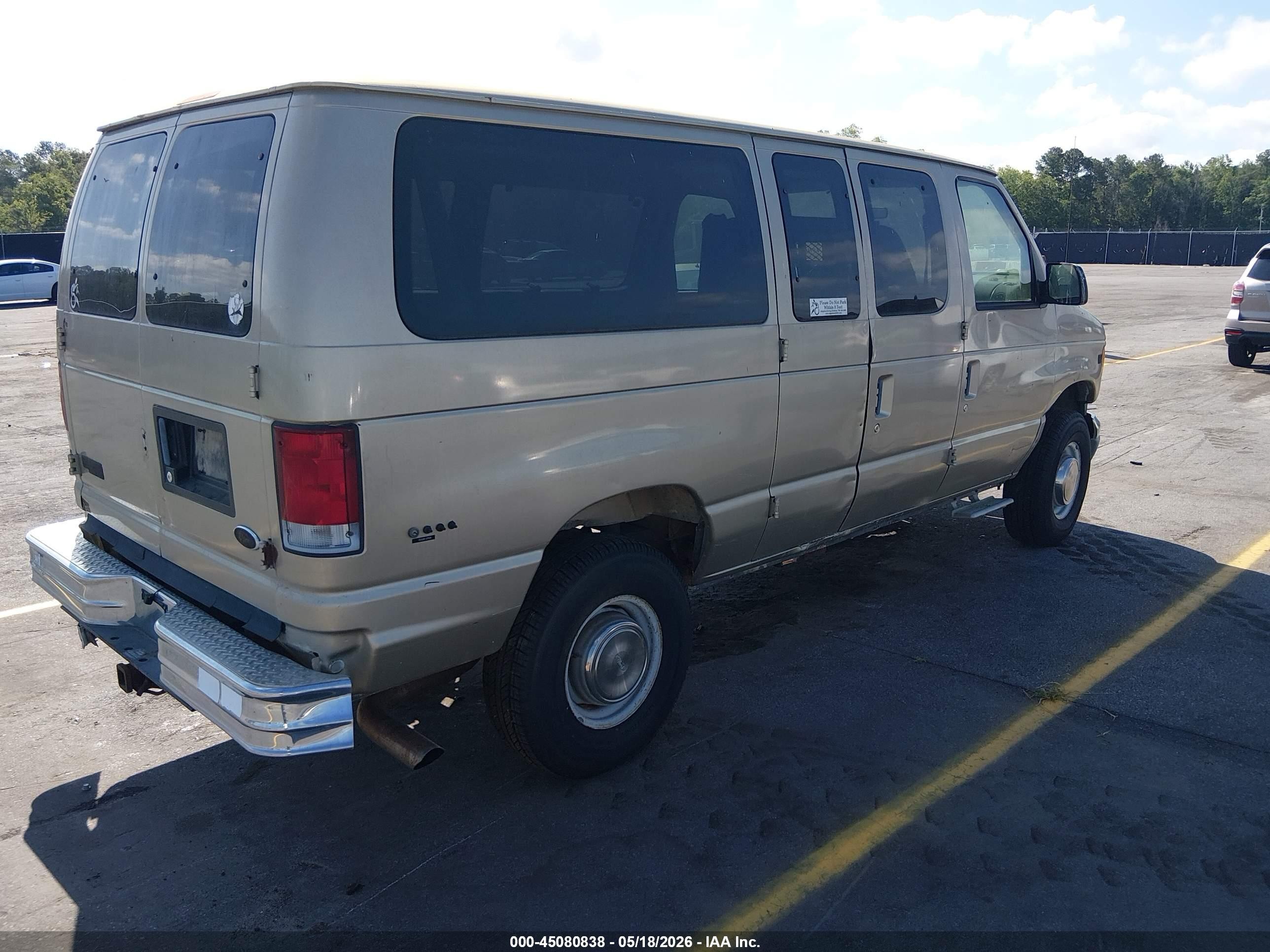 2000 Ford E-350 Super Duty Commercial/recreational Золотой vin: 1FTSE34F4YHB40169