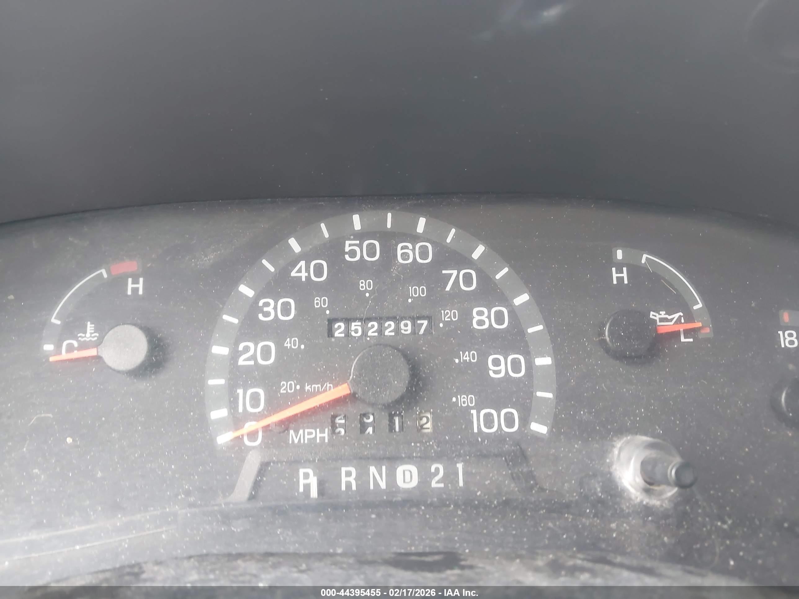 2000 Ford E-350 Super Duty Commercial/recreational Белый vin: 1FTSE34L0YHB87172