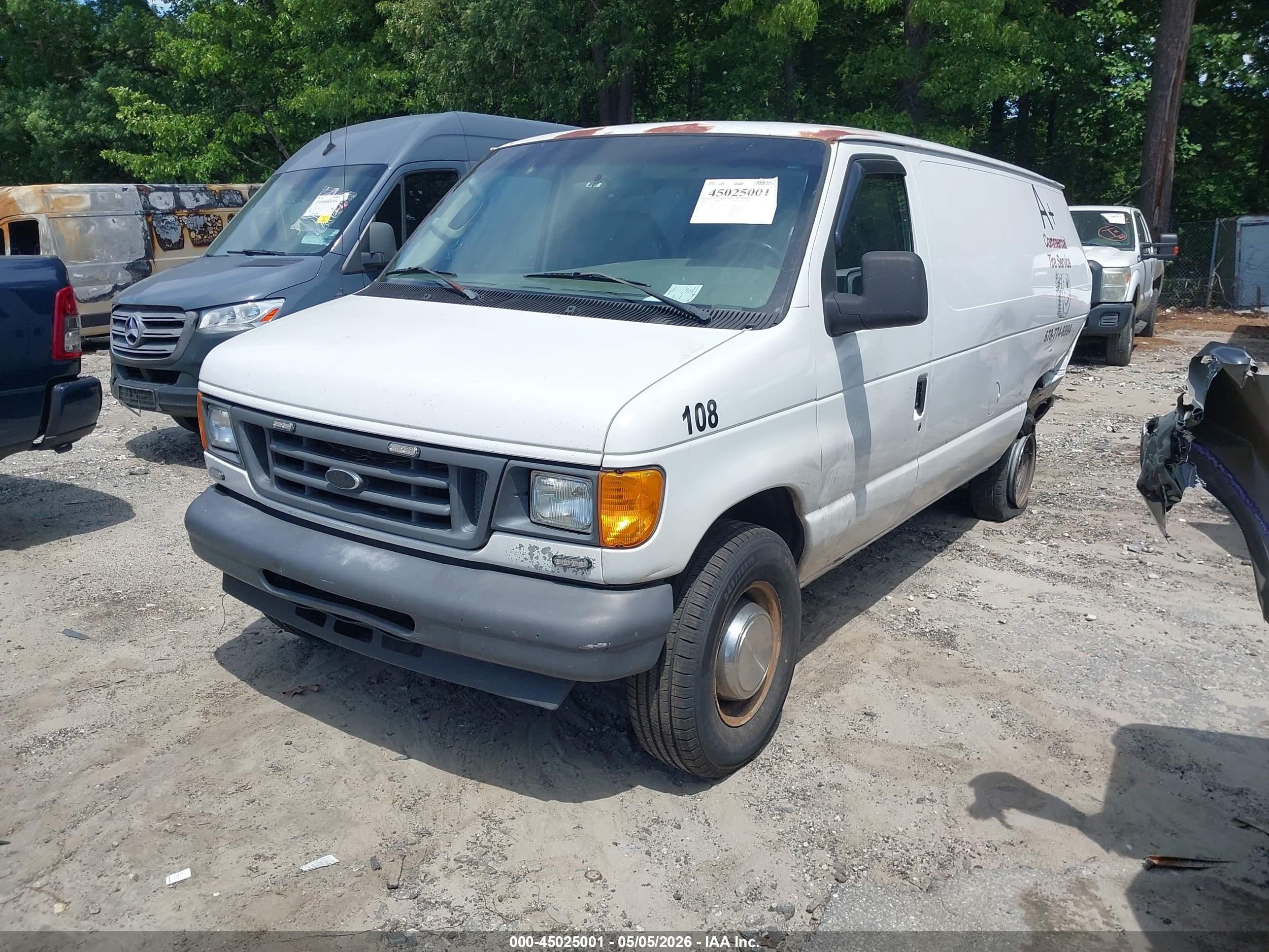 2006 Ford E-350 Super Duty Commercial/recreational White vin: 1FTSE34L16HA07517
