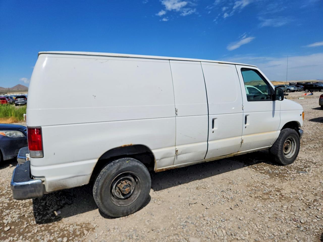 1998 Ford Econoline E350 Van White vin: 1FTSE34L3WHB27397