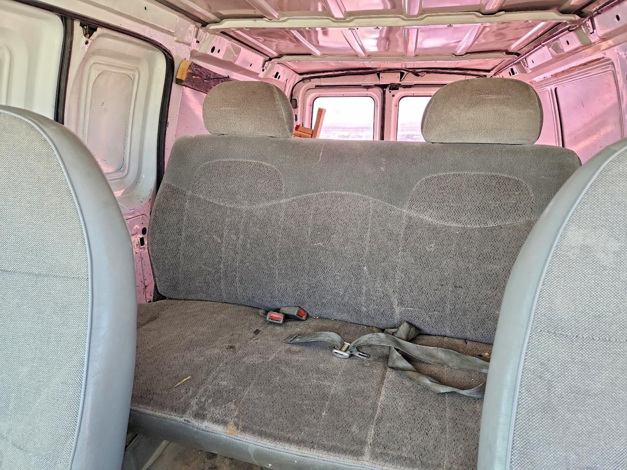 1998 Ford Econoline E350 Van White vin: 1FTSE34L3WHB27397