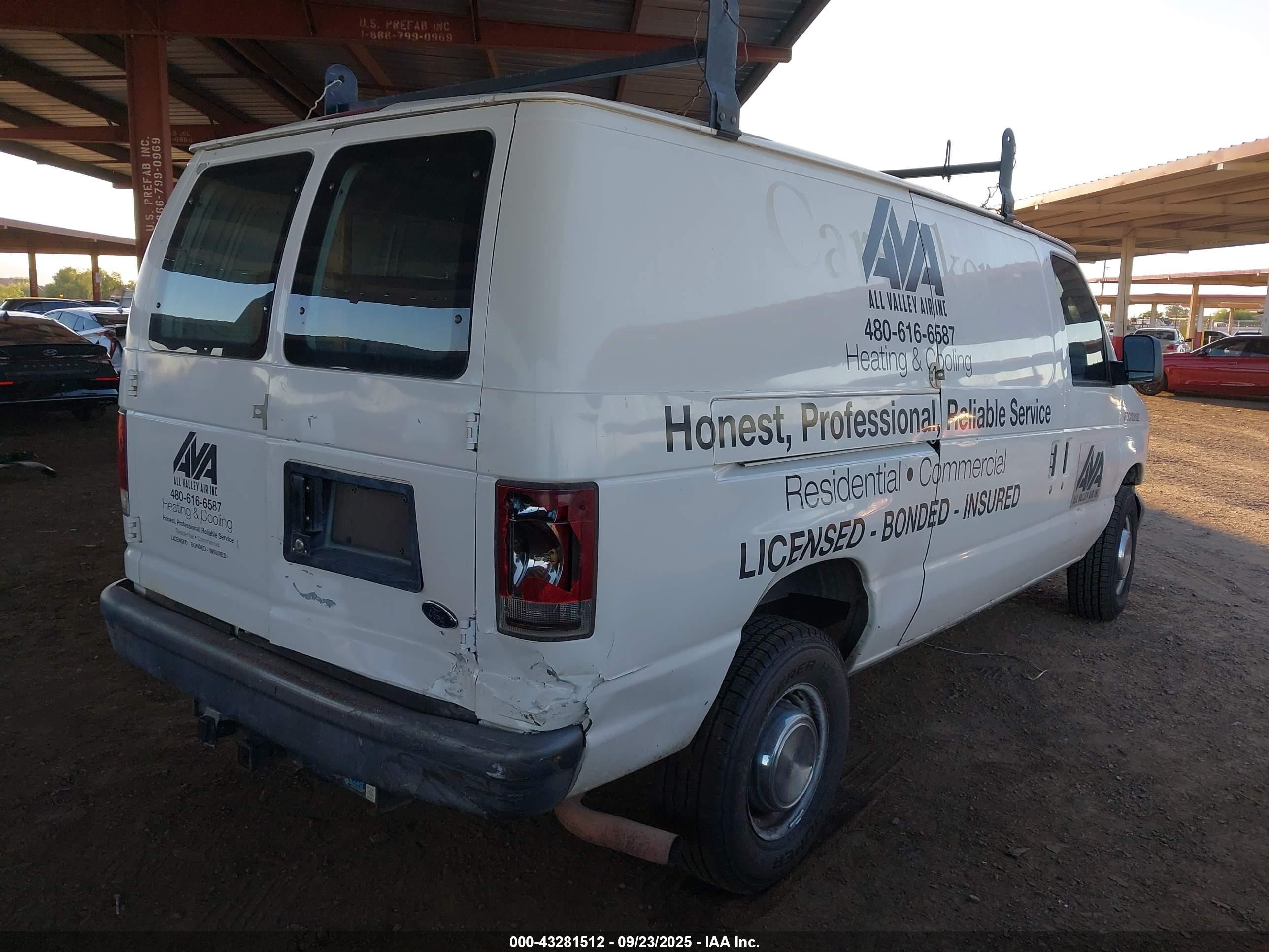 2005 Ford E-350 Super Duty Commercial/recreational White vin: 1FTSE34L45HB41193