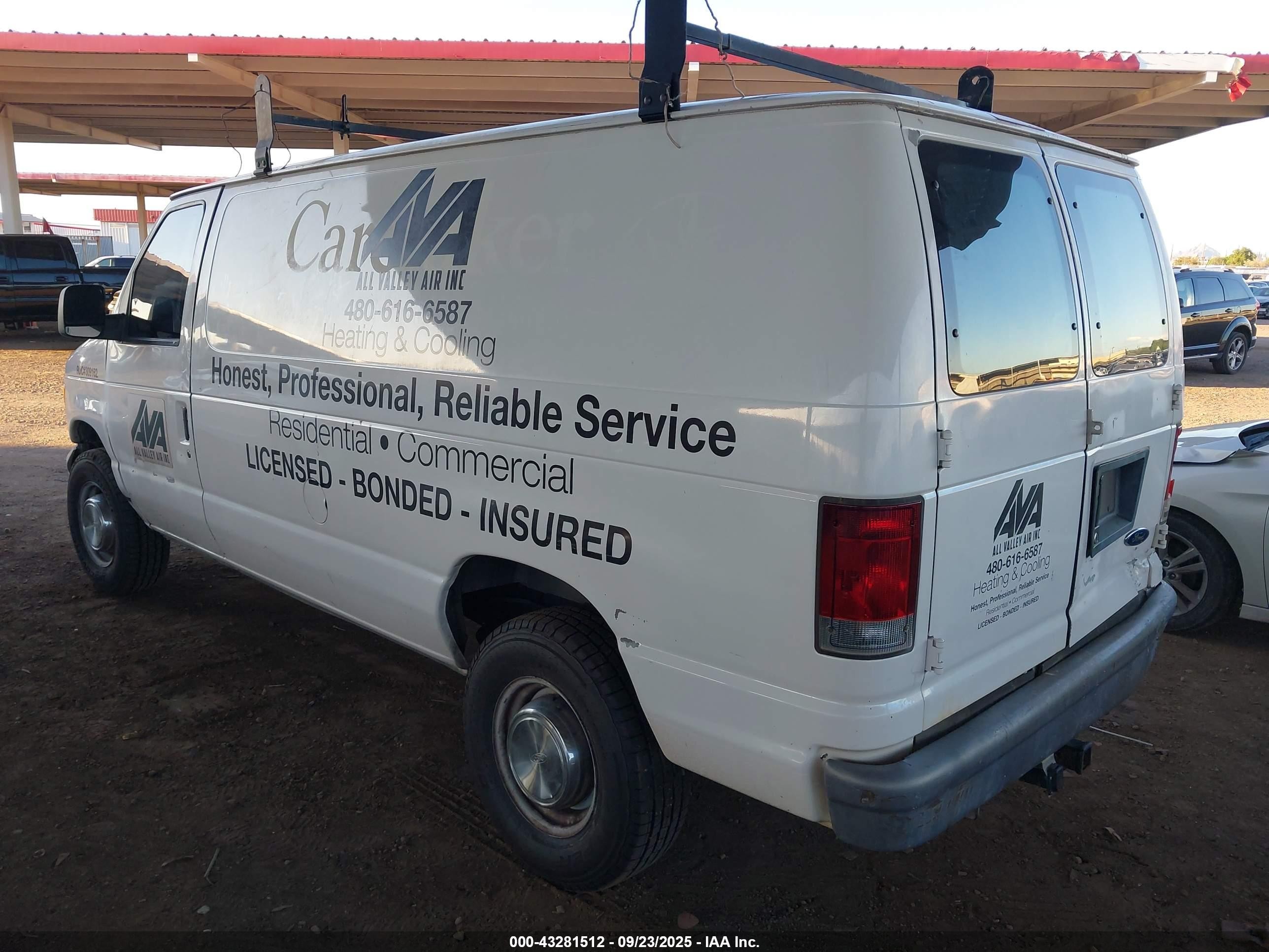 2005 Ford E-350 Super Duty Commercial/recreational White vin: 1FTSE34L45HB41193