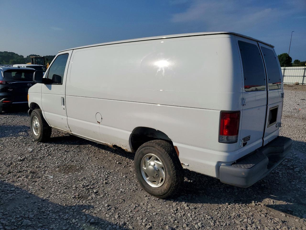 2005 Ford Econoline E350 Super Duty Van White vin: 1FTSE34L65HB21849