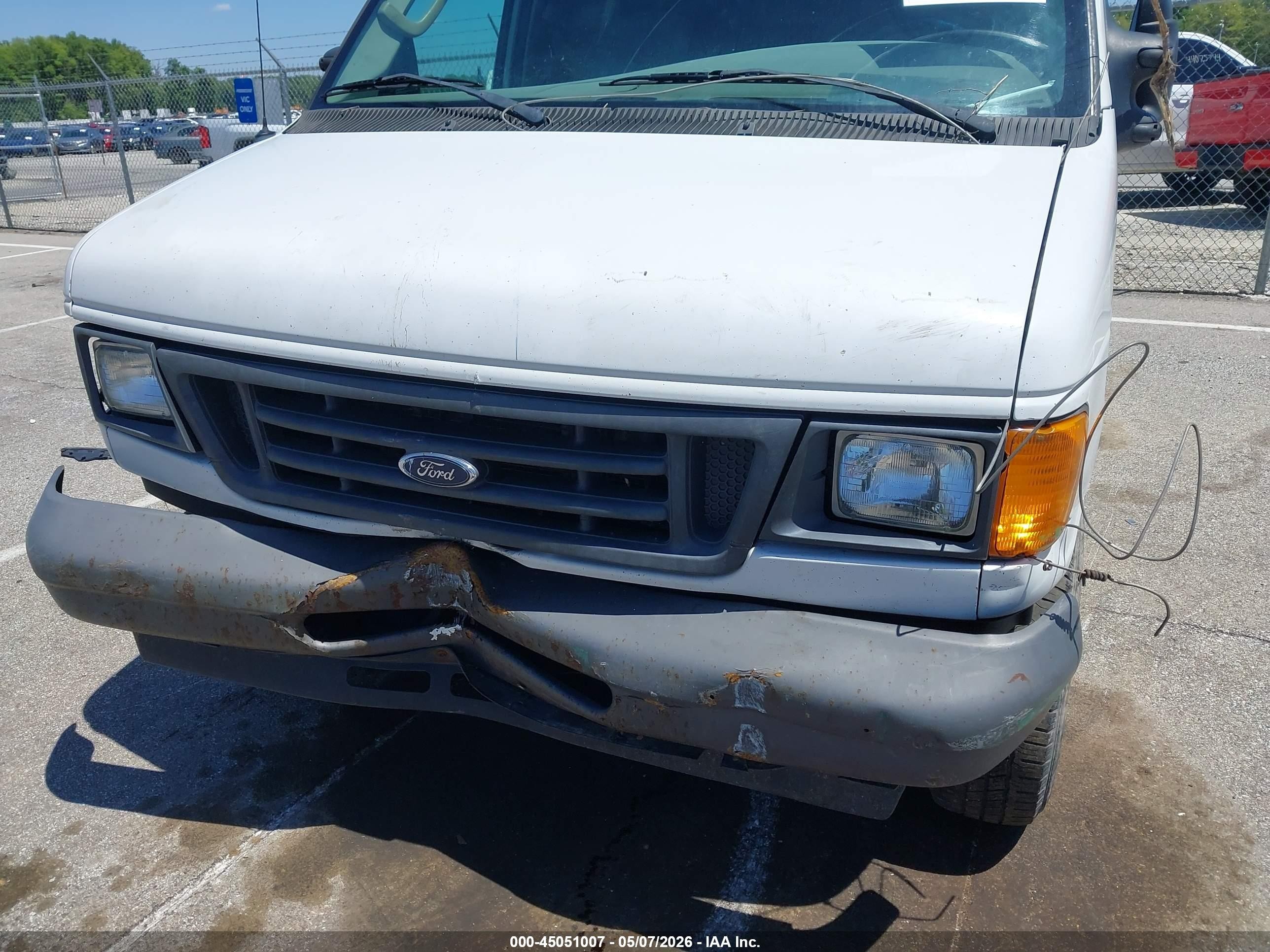 2007 Ford E-350 Super Duty Commercial/recreational White vin: 1FTSE34L67DB37480