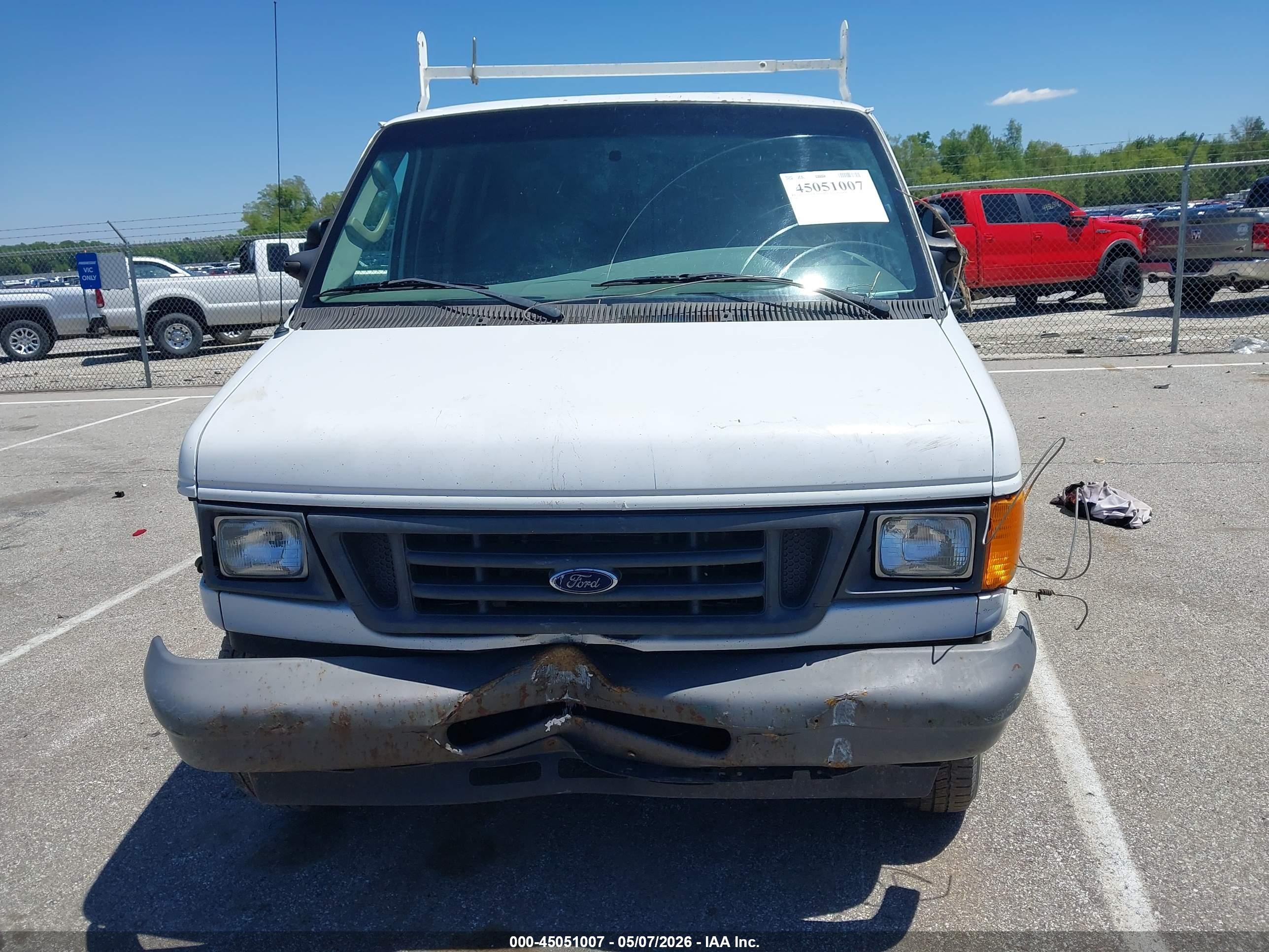 2007 Ford E-350 Super Duty Commercial/recreational White vin: 1FTSE34L67DB37480