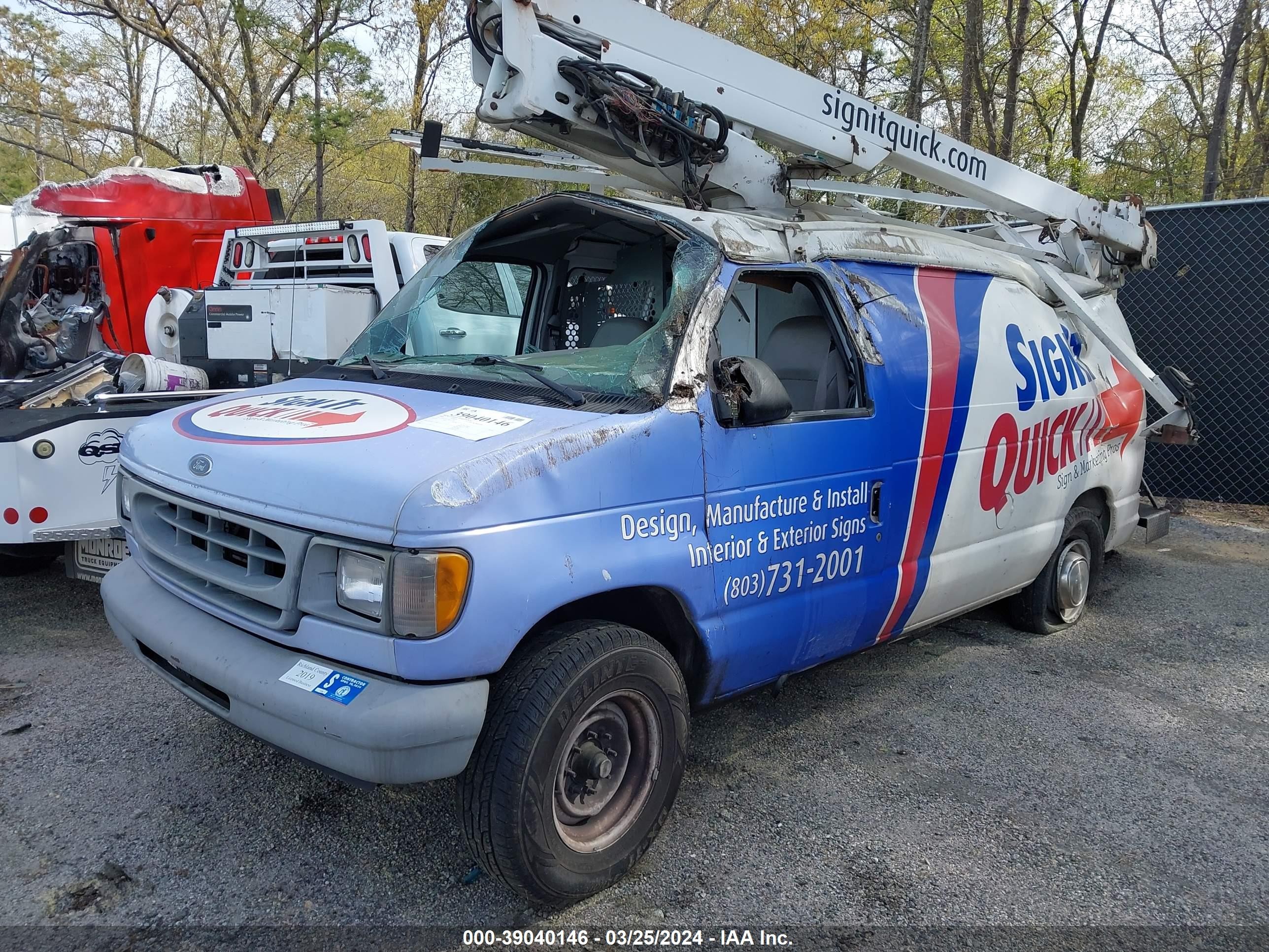 2000 Ford E-350 Super Duty Commercial/recreational Белый vin: 1FTSE34L7YHA14703