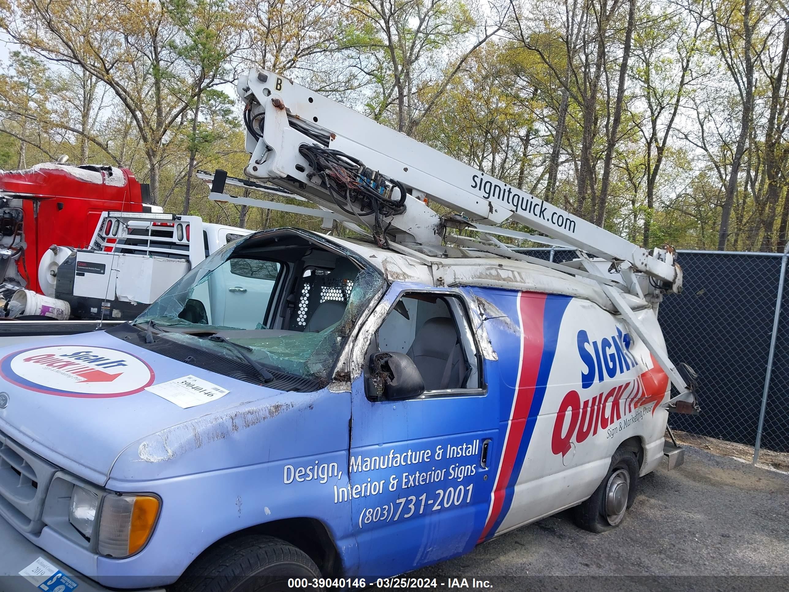 2000 Ford E-350 Super Duty Commercial/recreational Белый vin: 1FTSE34L7YHA14703