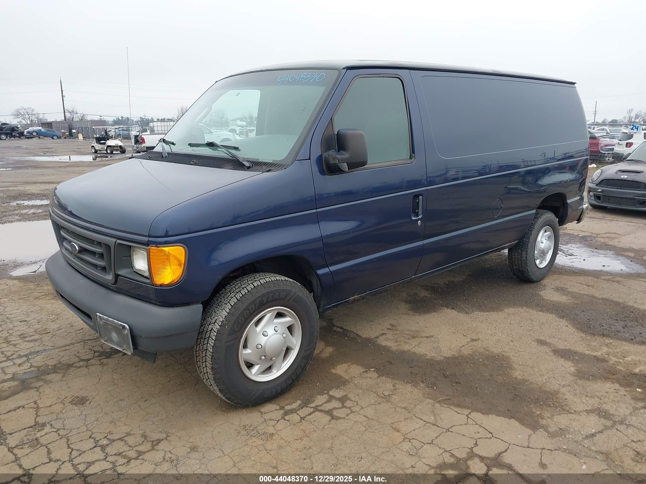 2005 Ford E-350 Super Duty Commercial/recreational Blue vin: 1FTSE34L85HA96596