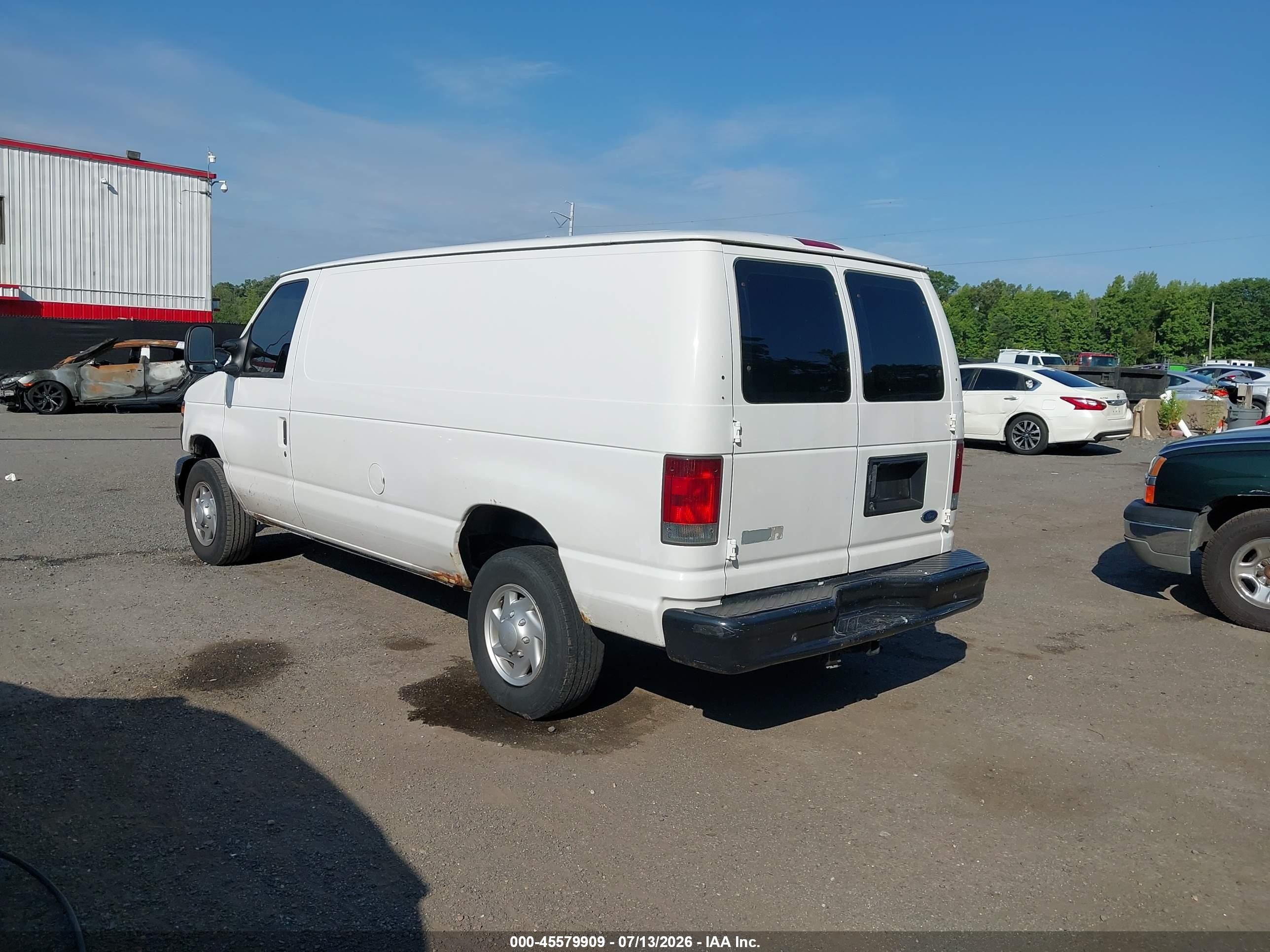 2009 Ford E-350 Super Duty Commercial/recreational White vin: 1FTSE34LX9DA66044