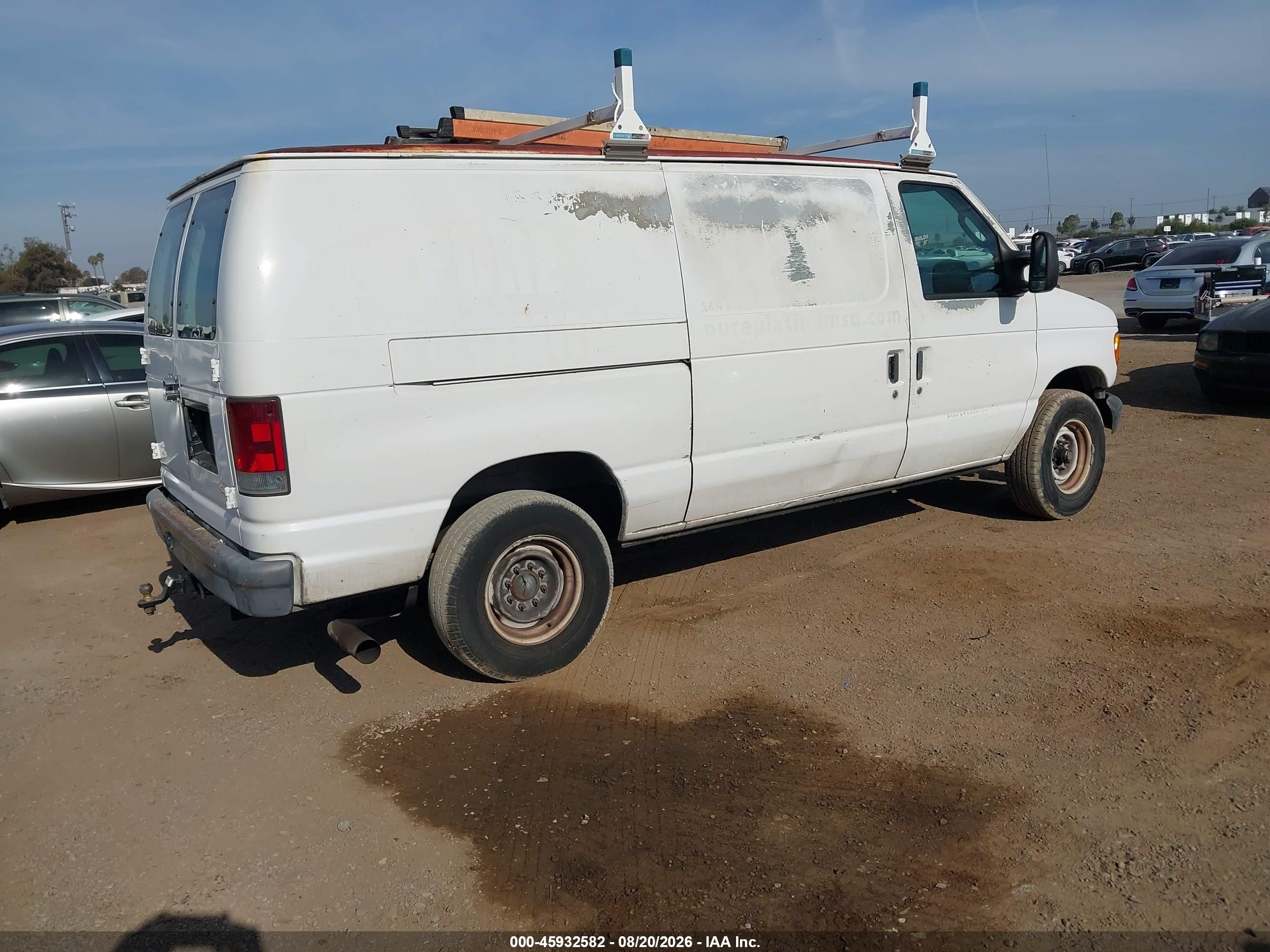 2005 Ford E-350 Super Duty Commercial/recreational White vin: 1FTSE34P05HA61621