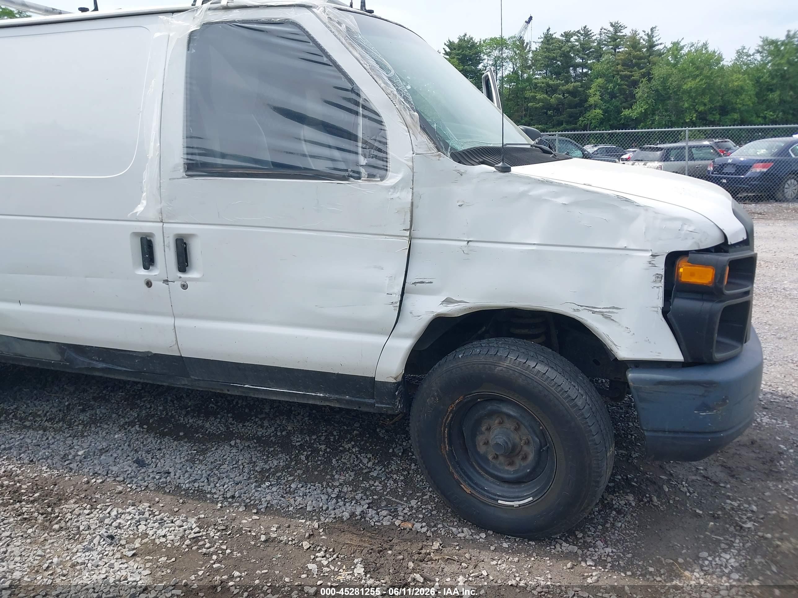 2009 Ford E-350 Super Duty Commercial White vin: 1FTSE34P29DA34529