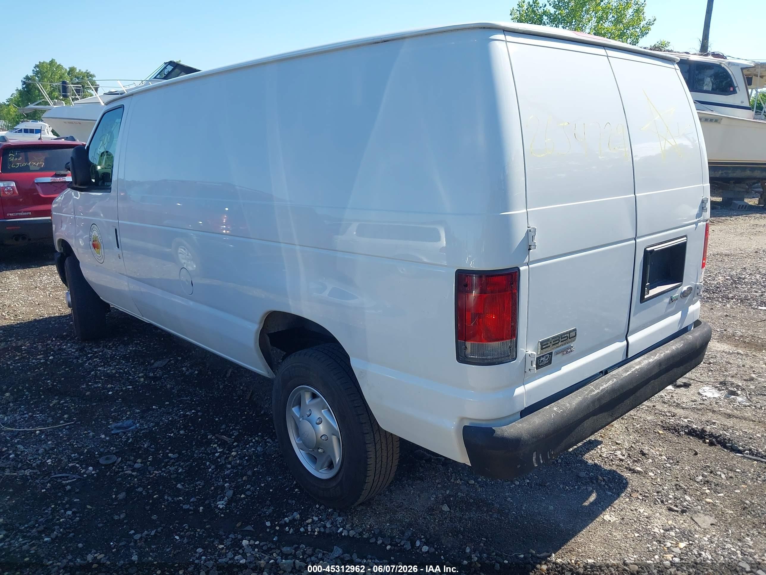2012 Ford E-350 Super Duty Commercial White vin: 1FTSE3EL0CDA08868