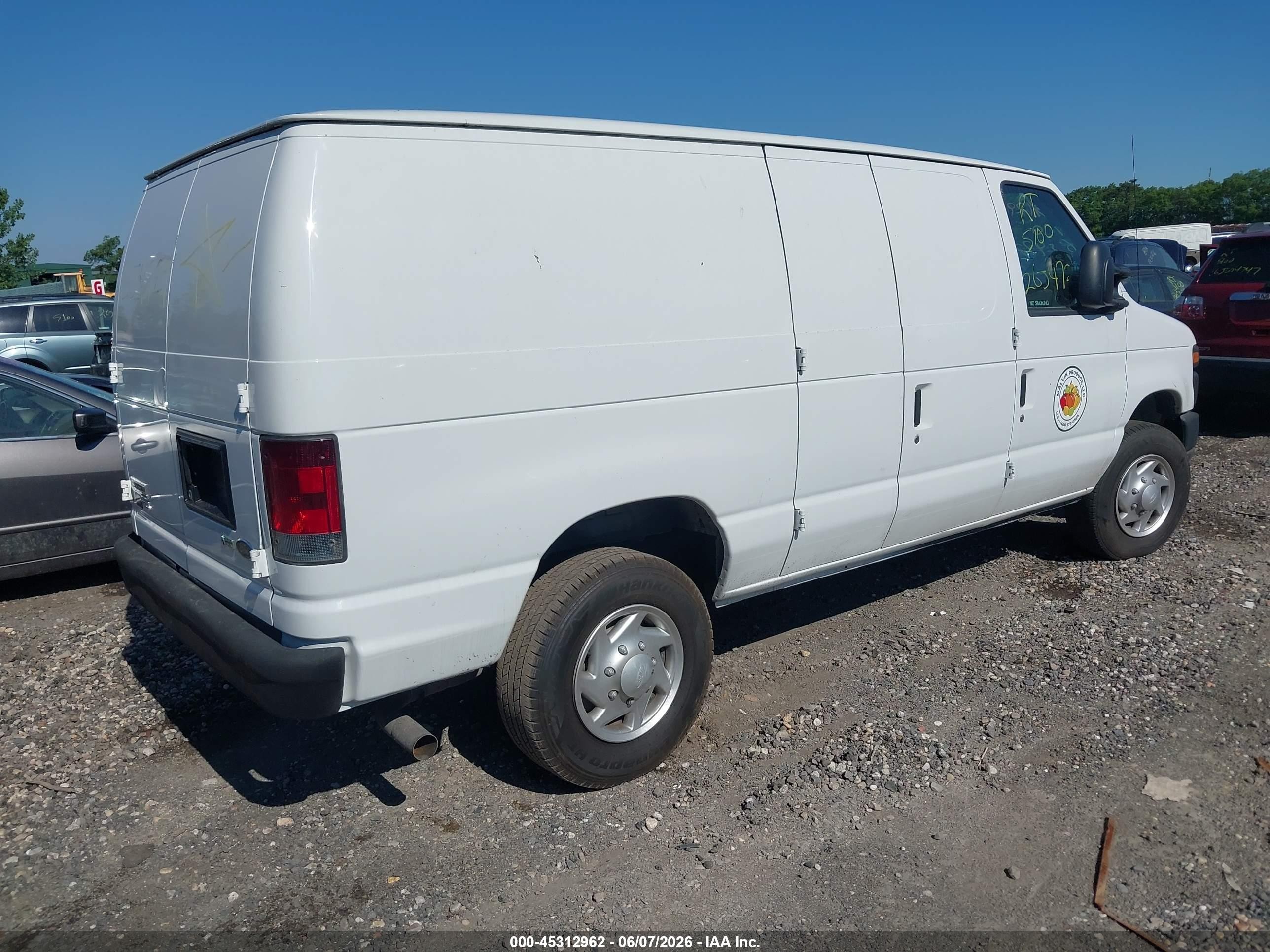 2012 Ford E-350 Super Duty Commercial White vin: 1FTSE3EL0CDA08868
