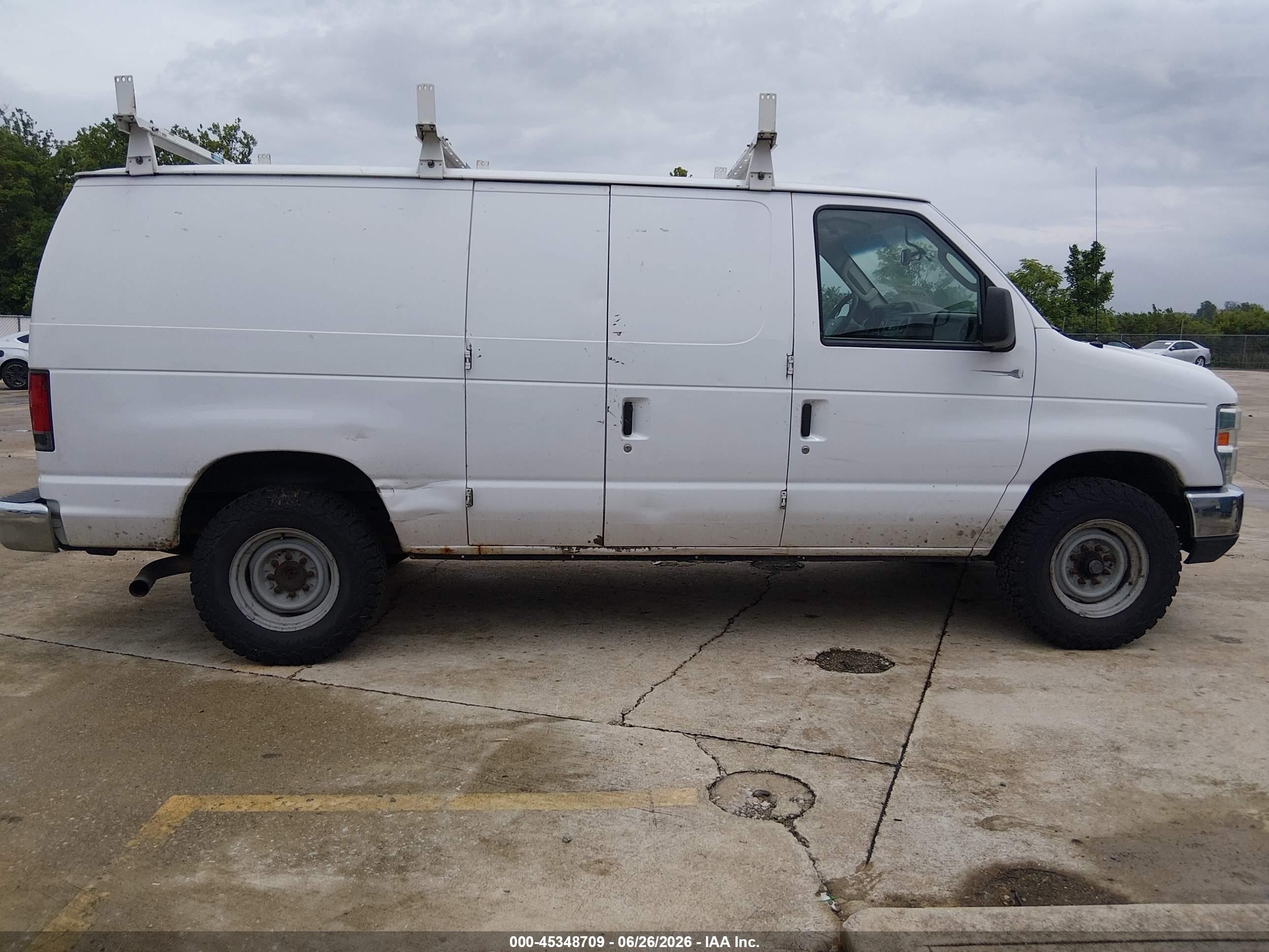 2014 Ford E-350 Super Duty Commercial White vin: 1FTSE3EL0EDA64215