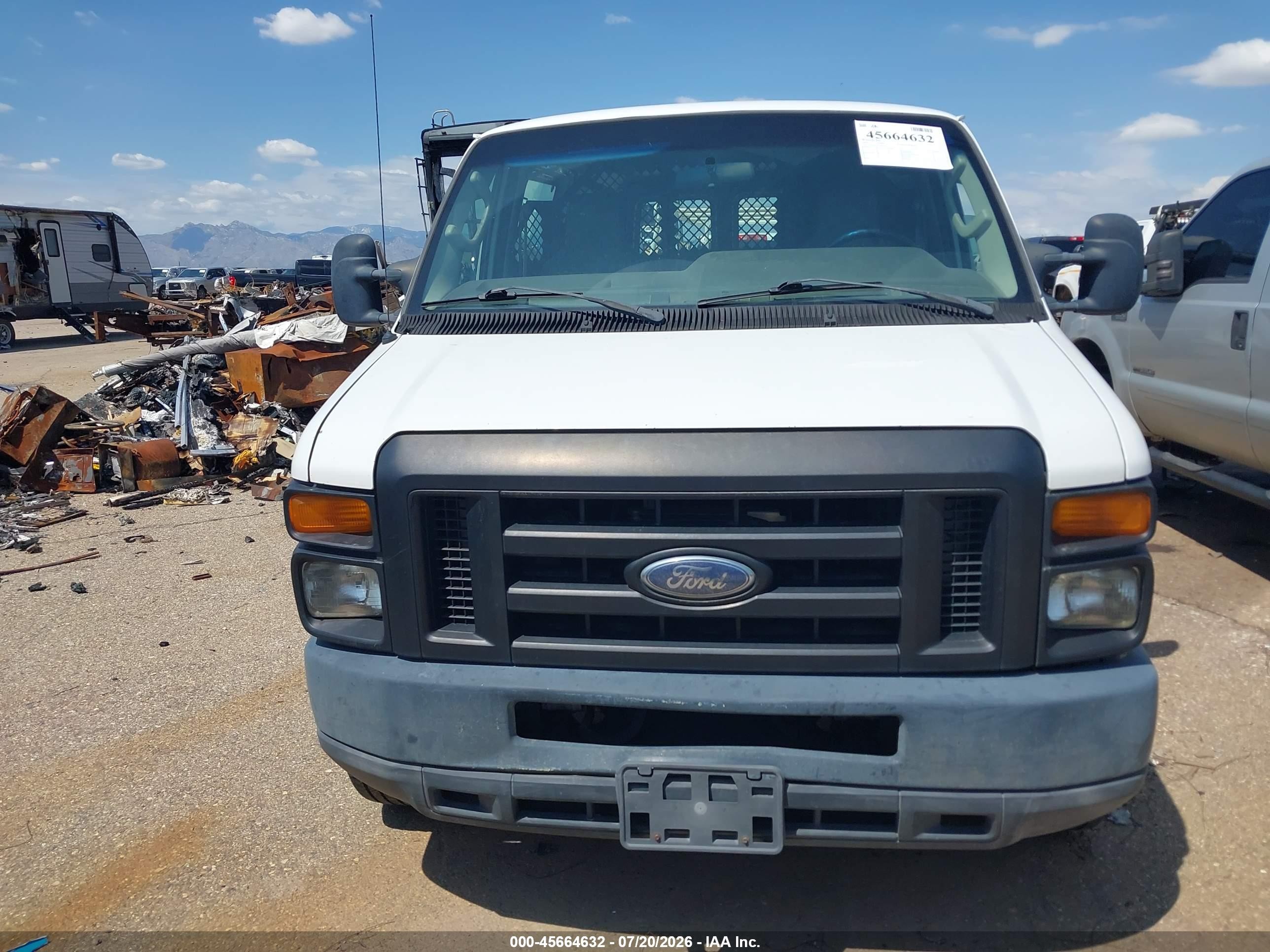 2012 Ford E-350 Super Duty Commercial White vin: 1FTSE3EL1CDA14033
