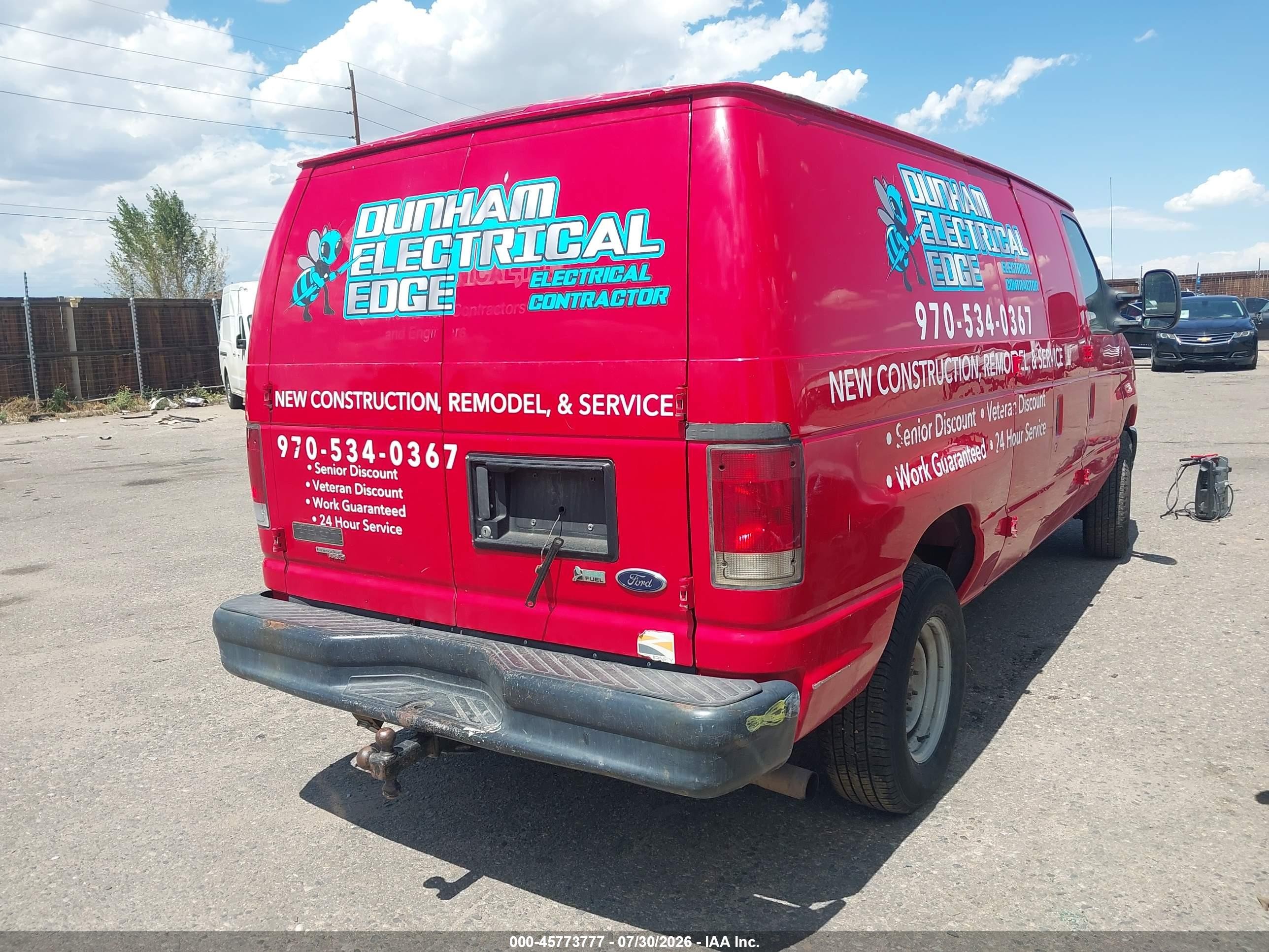 2011 Ford E-350 Super Duty Commercial Red vin: 1FTSE3EL2BDB13605