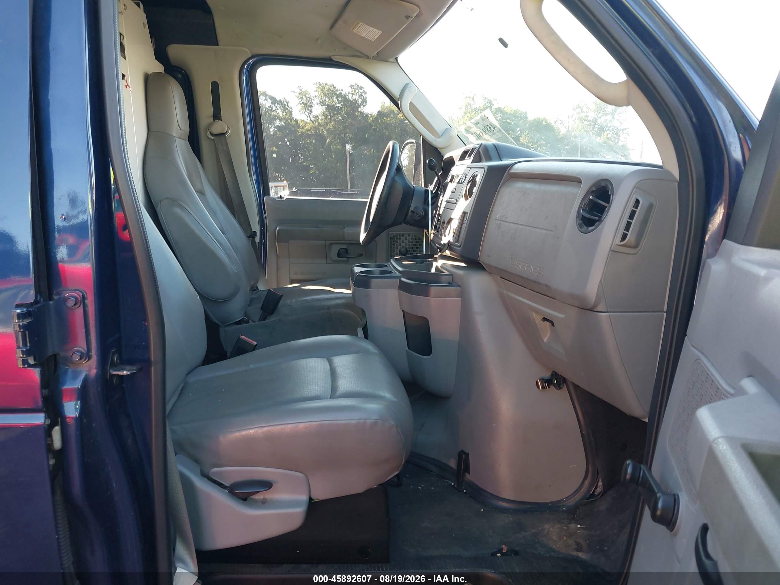 2011 Ford E-350 Super Duty Commercial Blue vin: 1FTSE3EL4BDA17958
