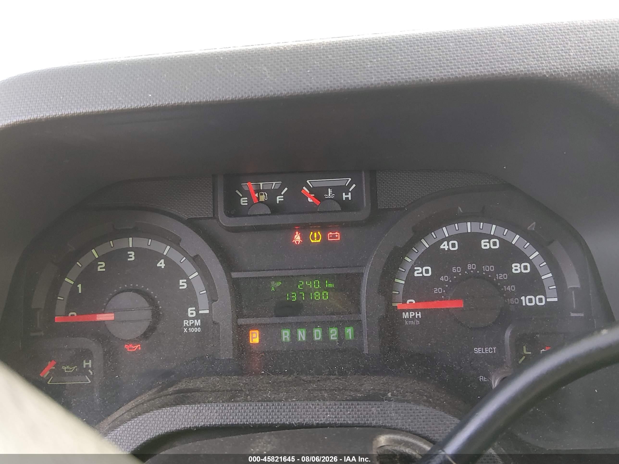 2011 Ford E-350 Super Duty Commercial White vin: 1FTSE3EL4BDB05568