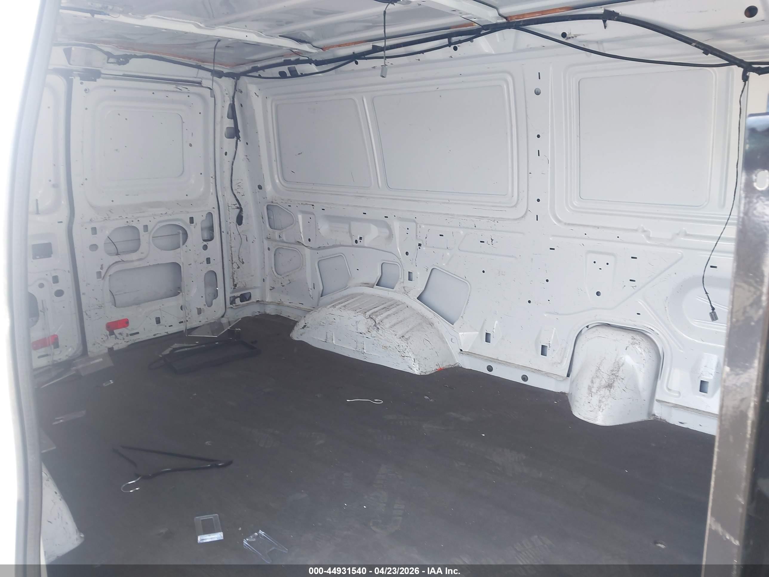 2012 Ford Econoline Super Duty Commercial White vin: 1FTSE3EL4CDB34697