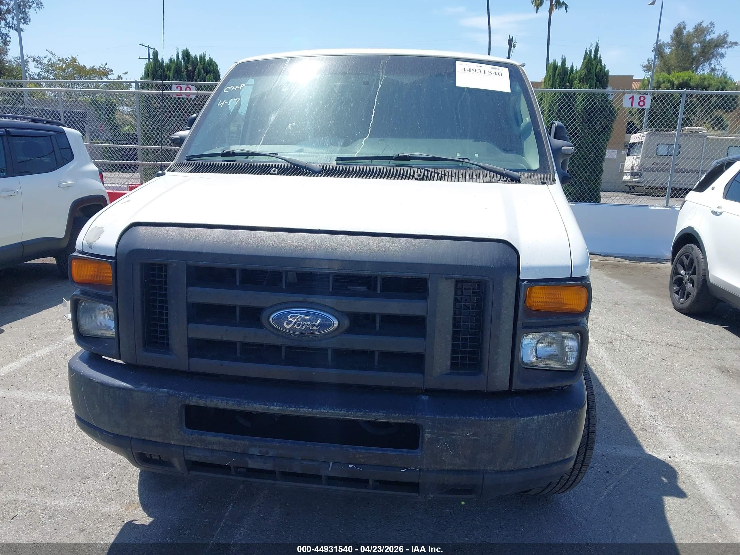 2012 Ford Econoline Super Duty Commercial White vin: 1FTSE3EL4CDB34697