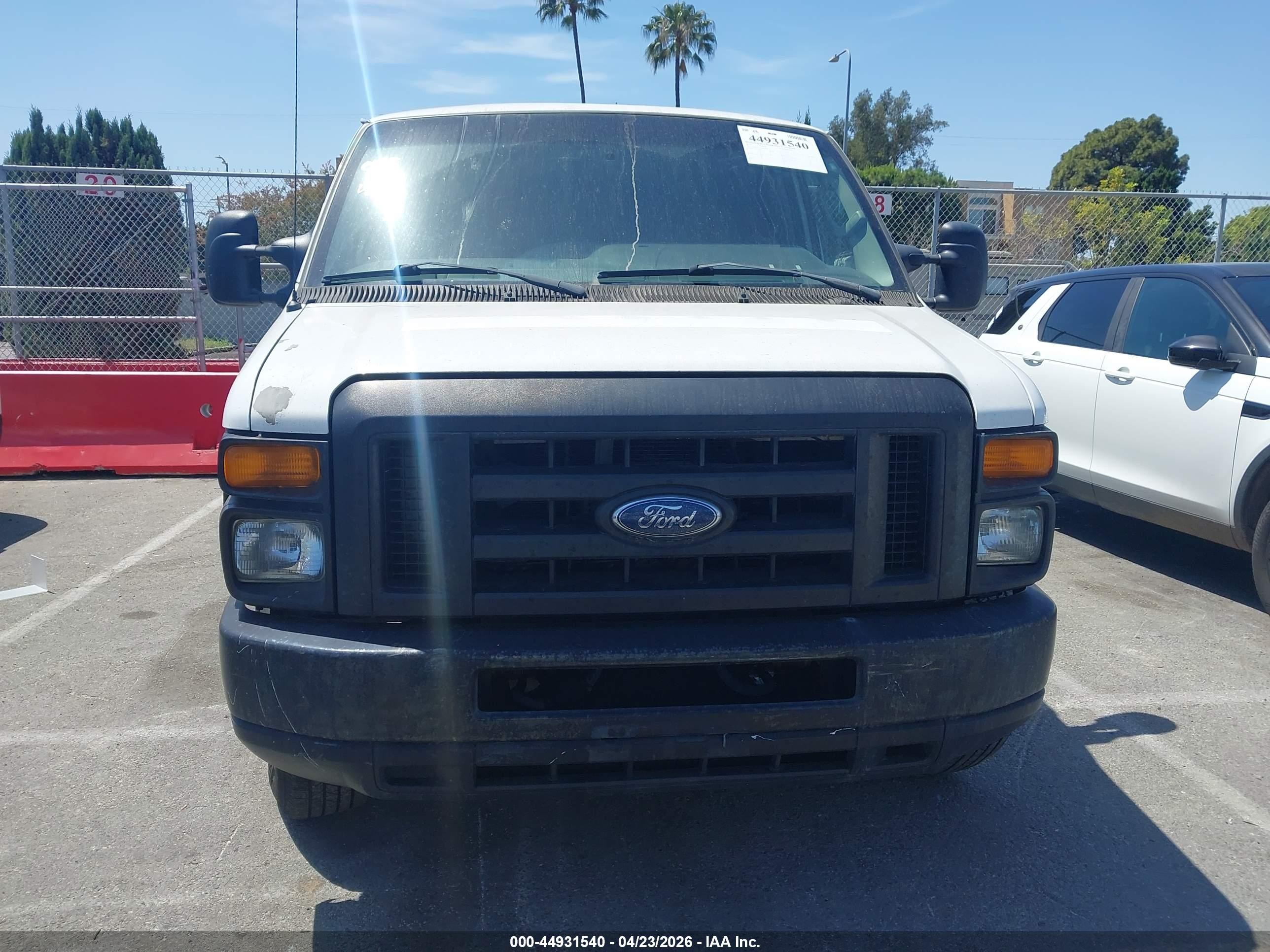 2012 Ford Econoline Super Duty Commercial White vin: 1FTSE3EL4CDB34697