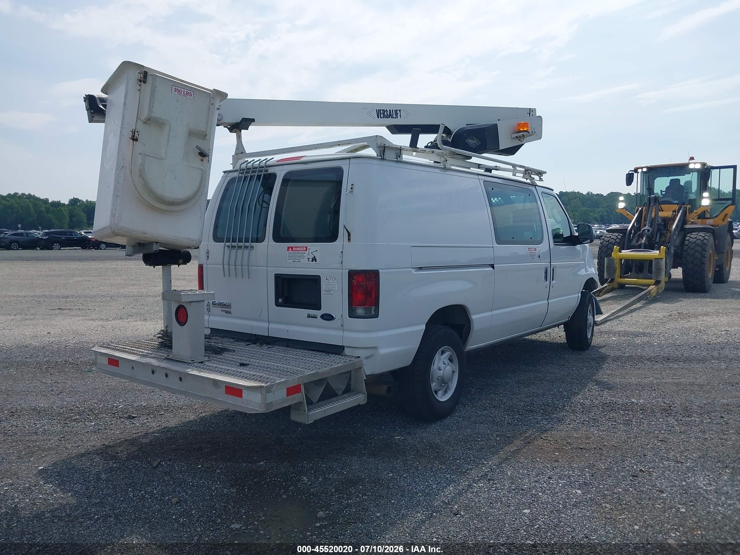2012 Ford E-350 Super Duty Commercial/recreational White vin: 1FTSE3EL5CDB28570