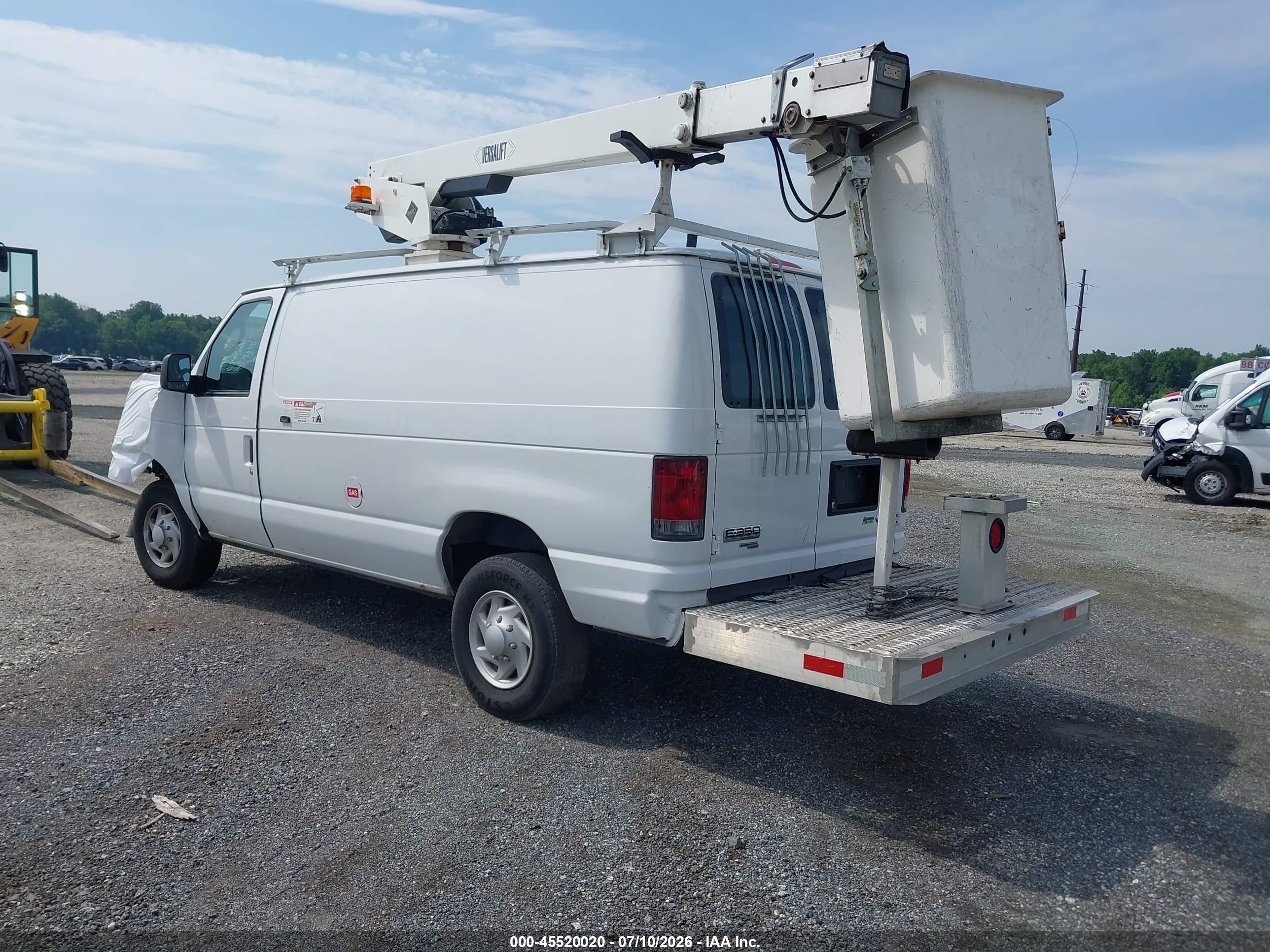 2012 Ford E-350 Super Duty Commercial/recreational White vin: 1FTSE3EL5CDB28570