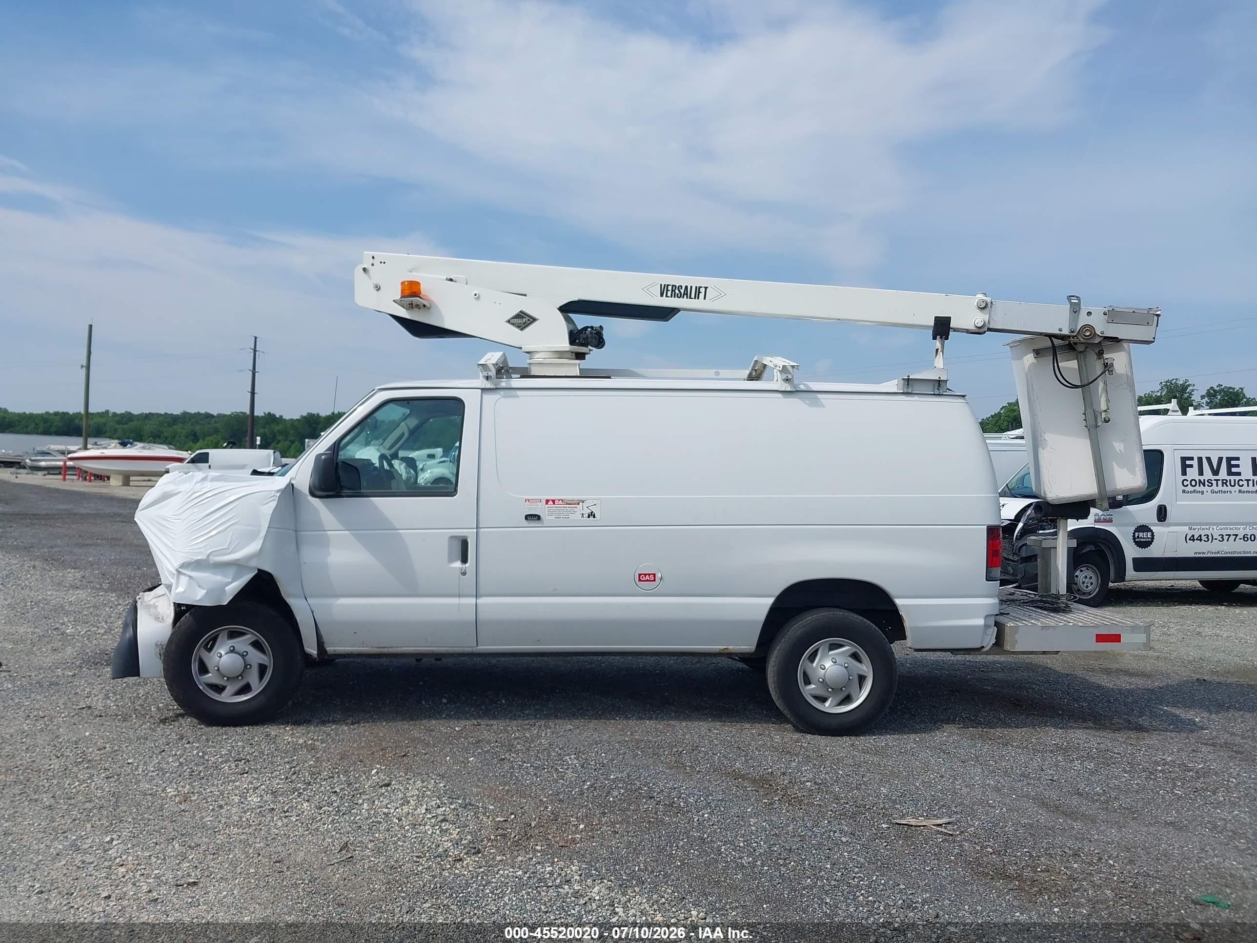 2012 Ford E-350 Super Duty Commercial/recreational White vin: 1FTSE3EL5CDB28570