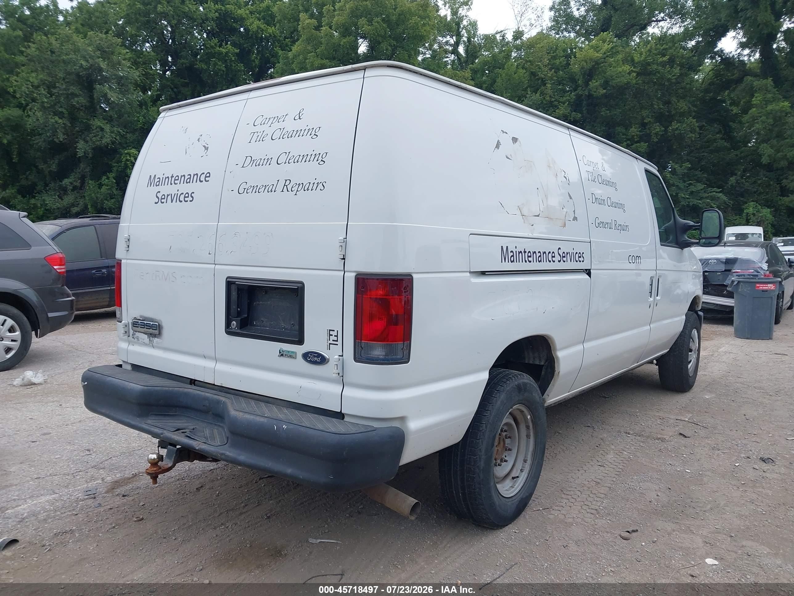 2010 Ford E-350 Super Duty Commercial/recreational White vin: 1FTSE3EL7ADB02873