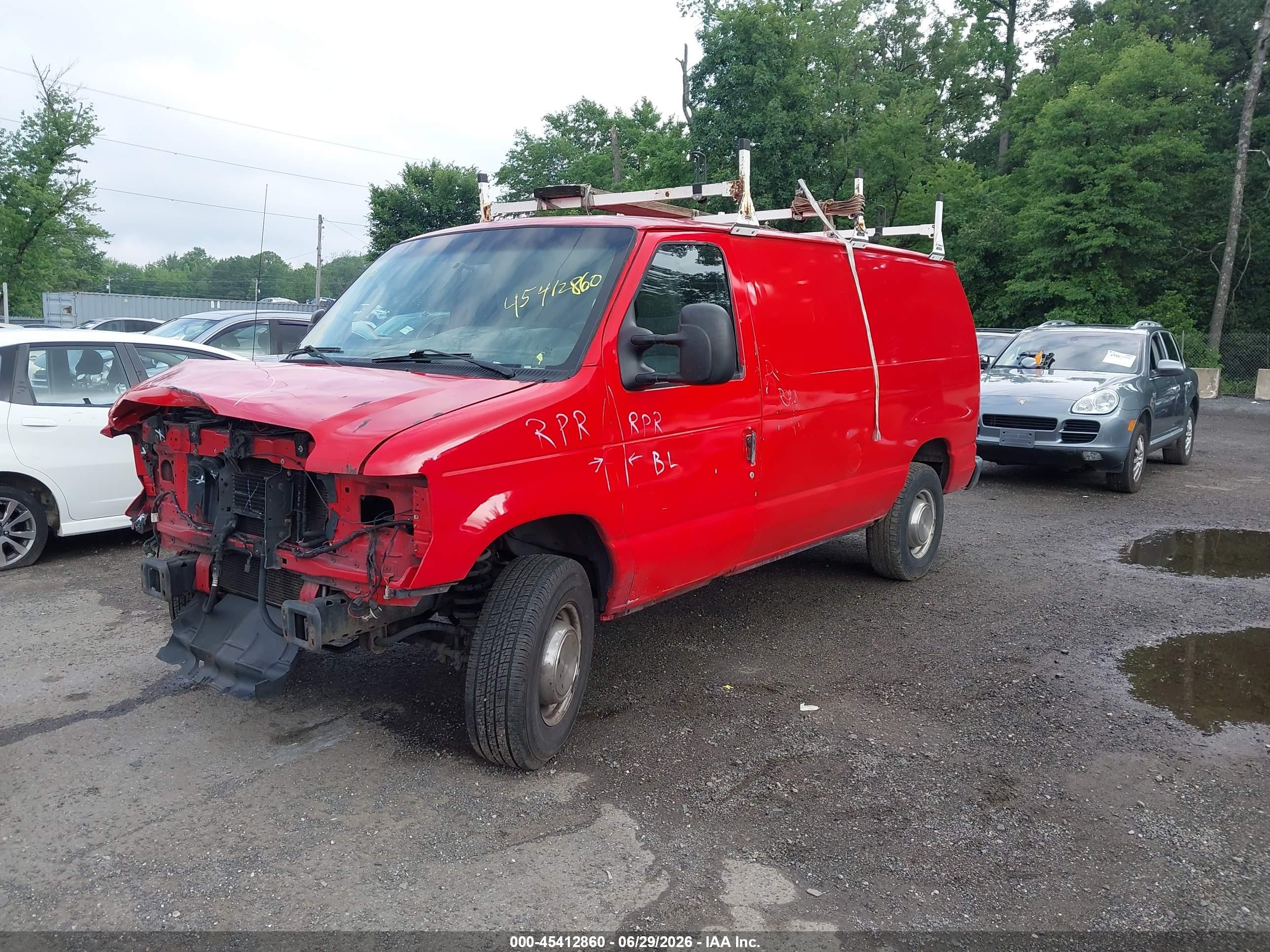 2011 Ford E-350 Super Duty Commercial/recreational Red vin: 1FTSE3EL8BDA25979