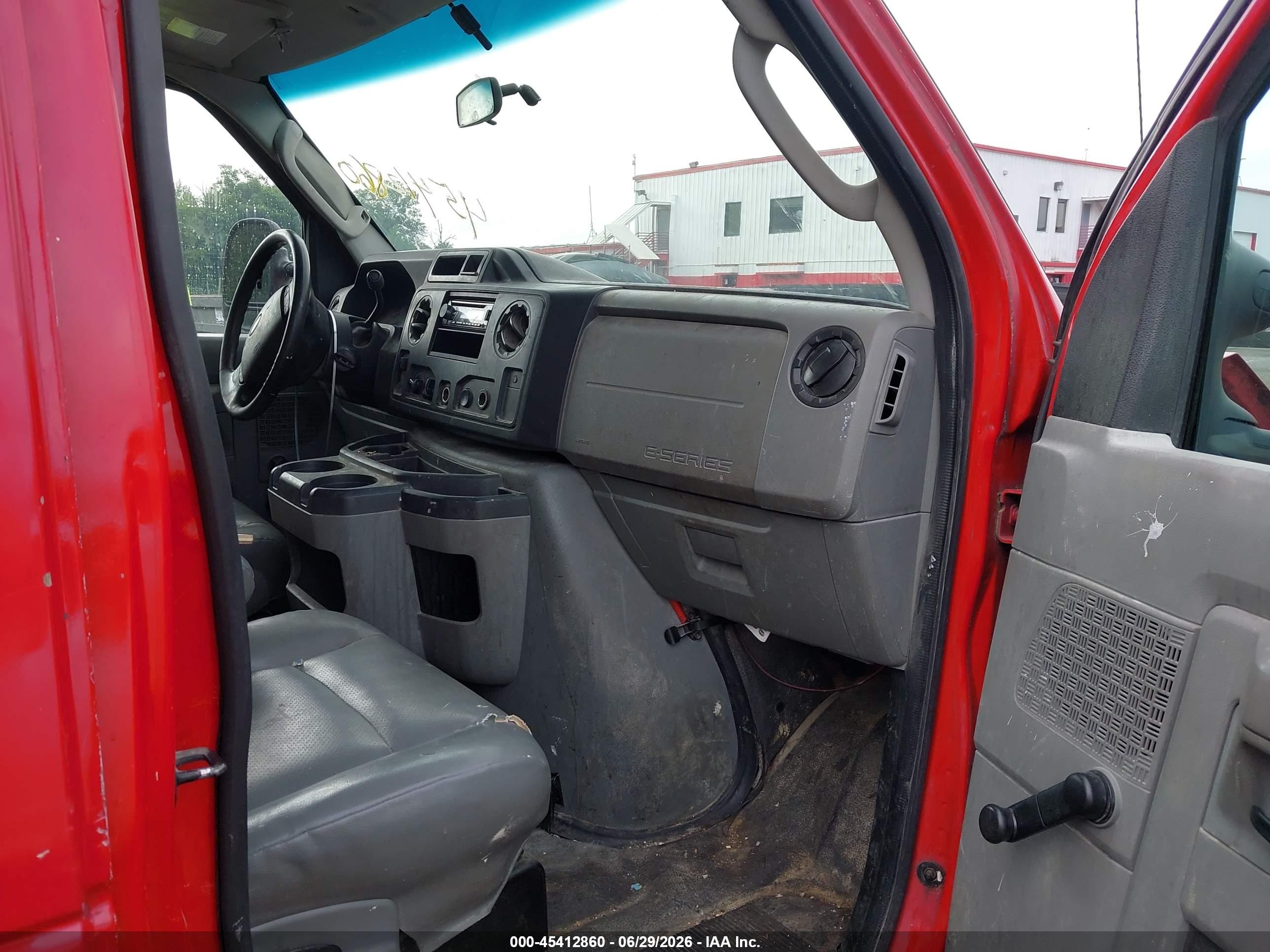 2011 Ford E-350 Super Duty Commercial/recreational Red vin: 1FTSE3EL8BDA25979