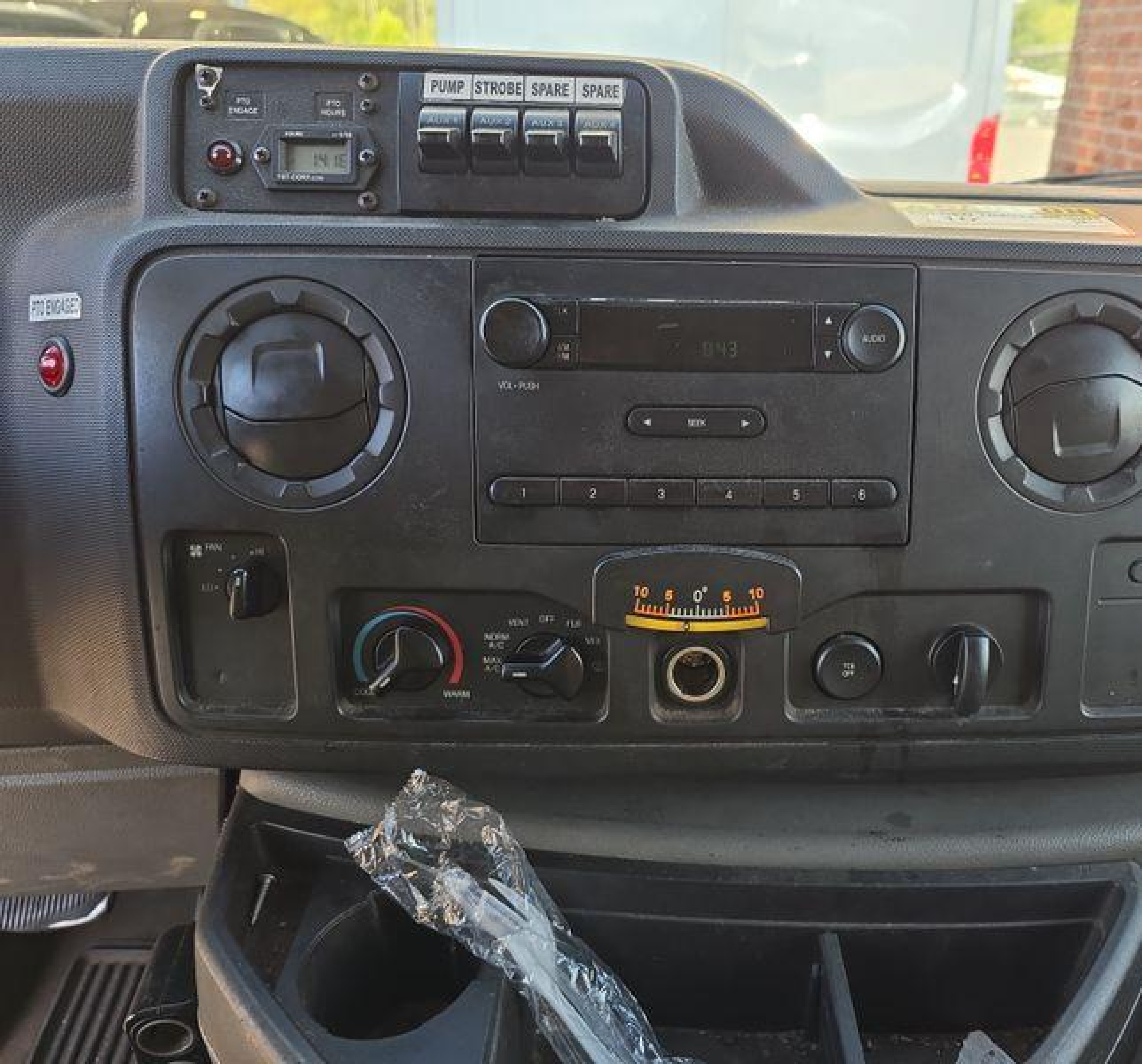 2011 Ford E-350 Super Duty Commercial vin: 1FTSE3EL8BDB39187