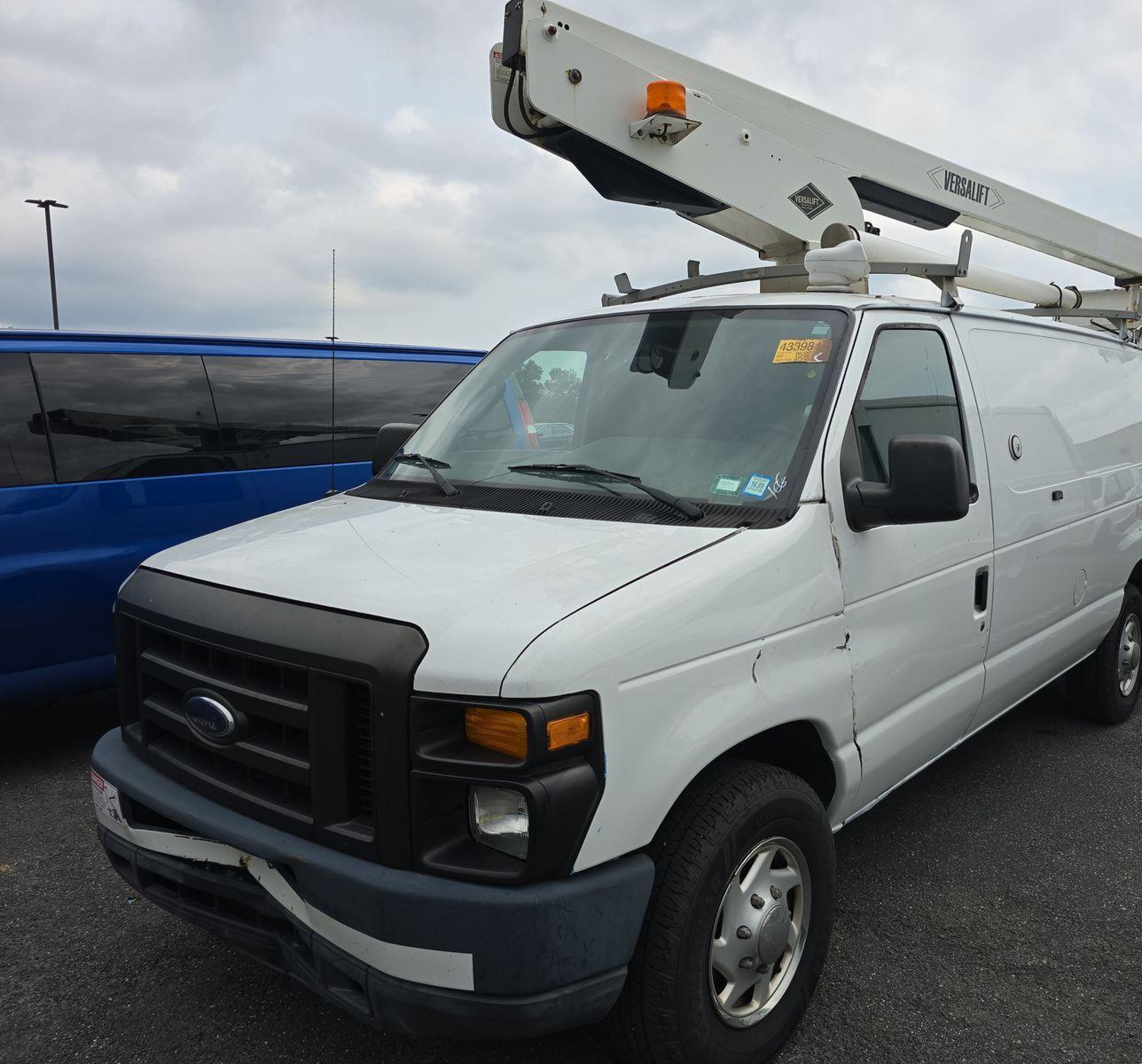 2011 Ford E-350 Super Duty Commercial vin: 1FTSE3EL8BDB39187