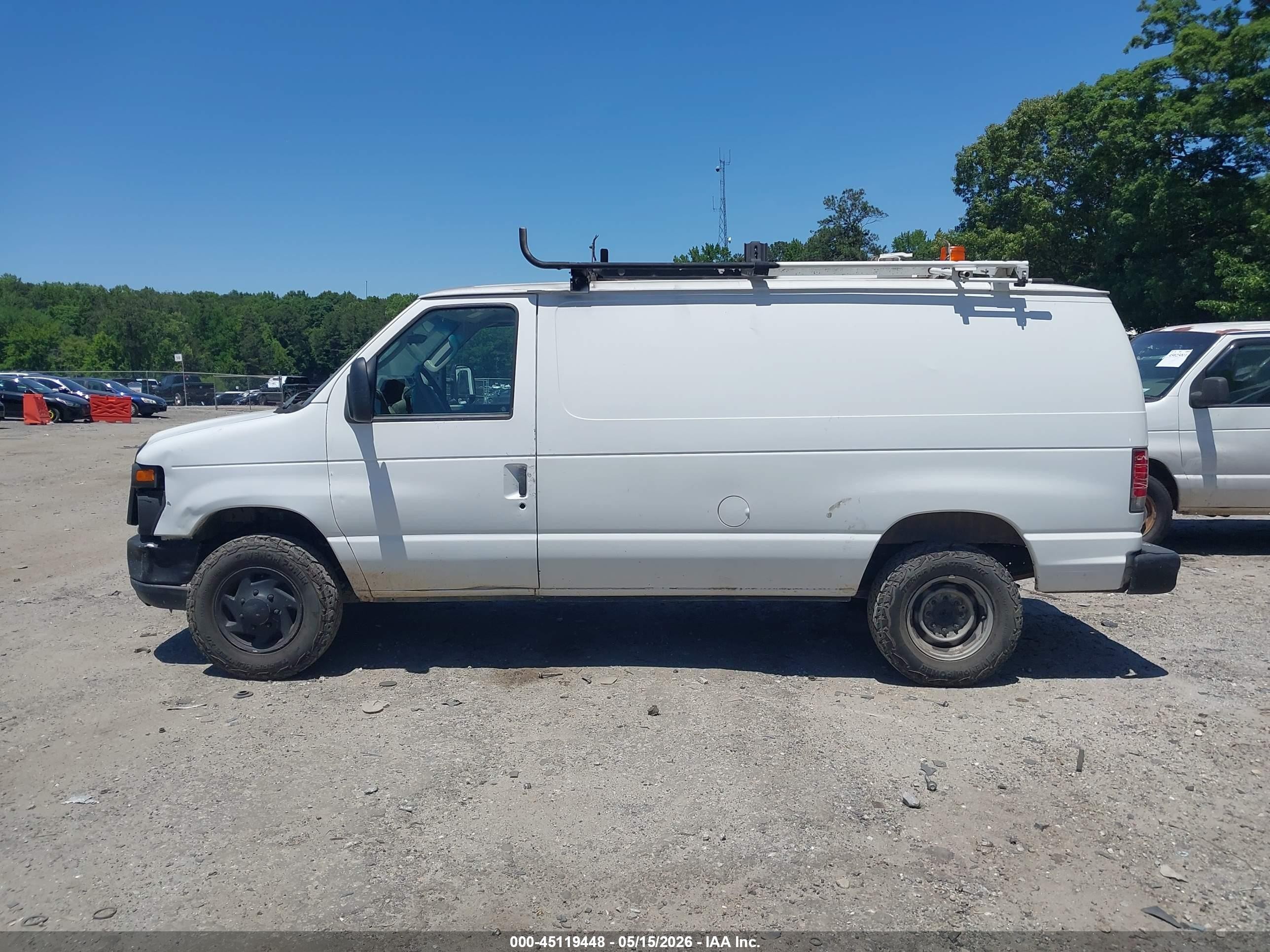 2012 Ford E-350 Super Duty Commercial White vin: 1FTSE3EL8CDA43562