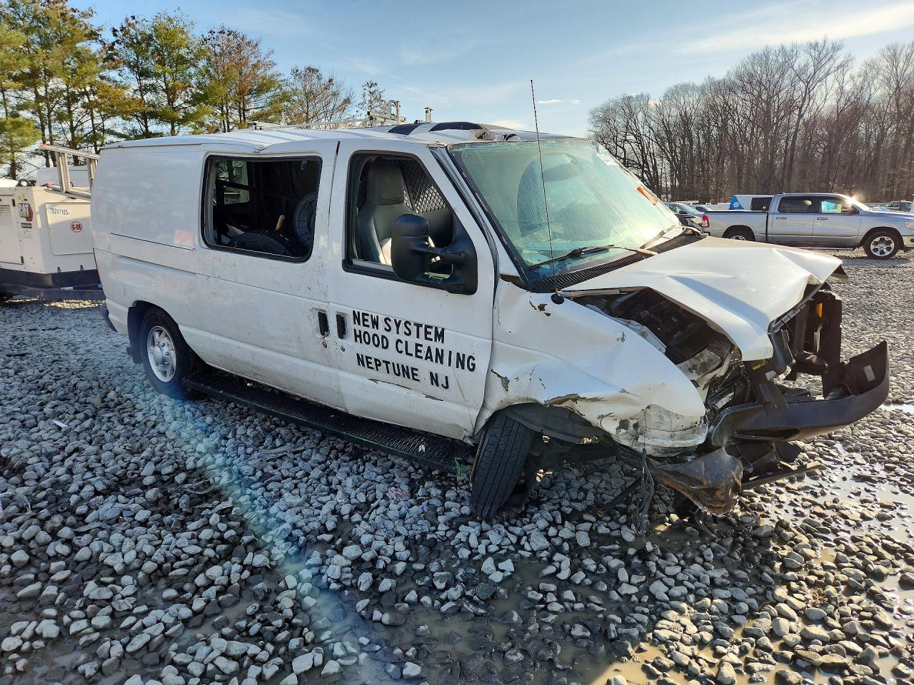 2014 Ford Econoline E350 Super Duty Van White vin: 1FTSE3EL9EDA73933