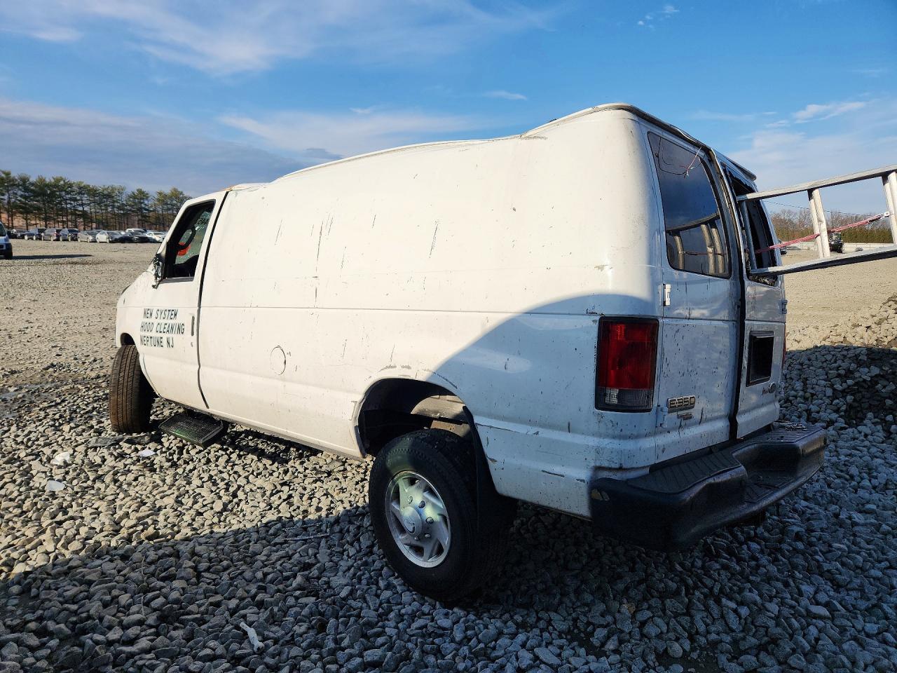 2014 Ford Econoline E350 Super Duty Van White vin: 1FTSE3EL9EDA73933