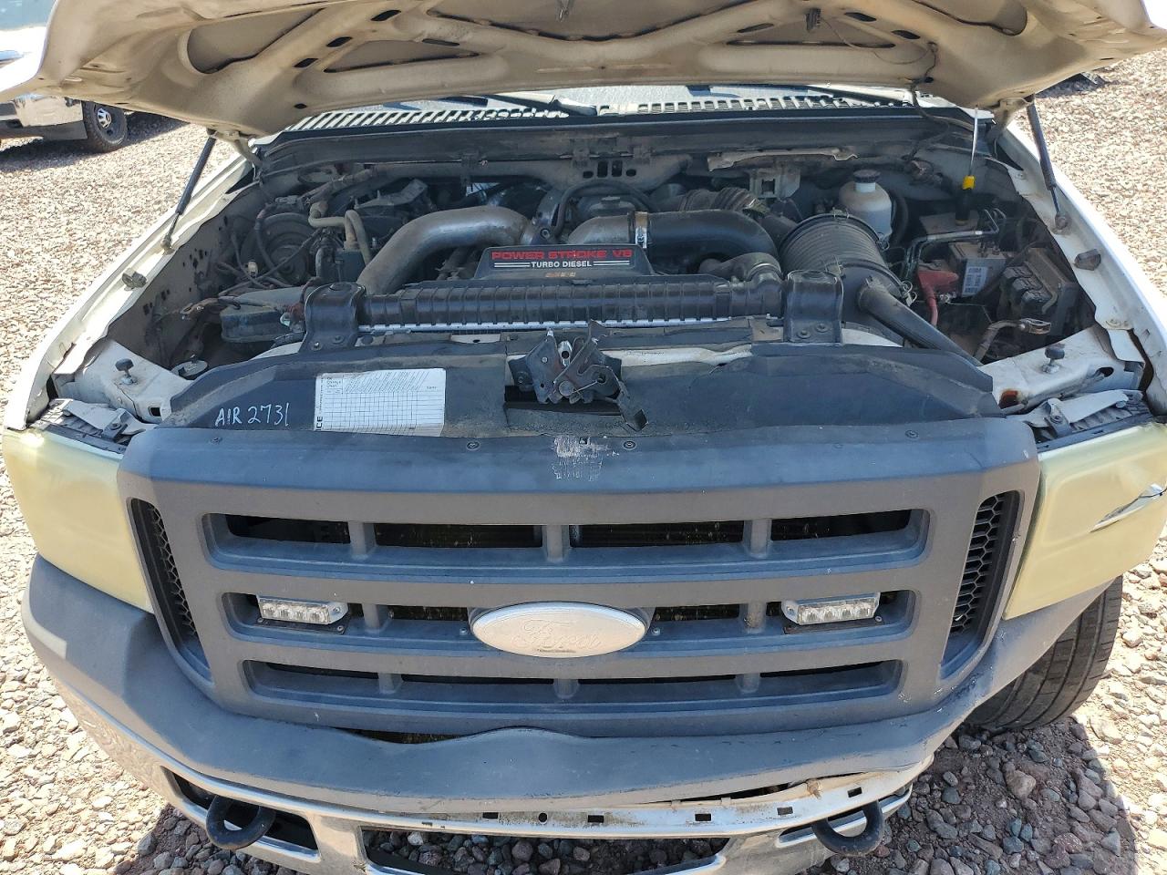 2005 Ford F250 Super Duty White vin: 1FTSF20P15EC20628